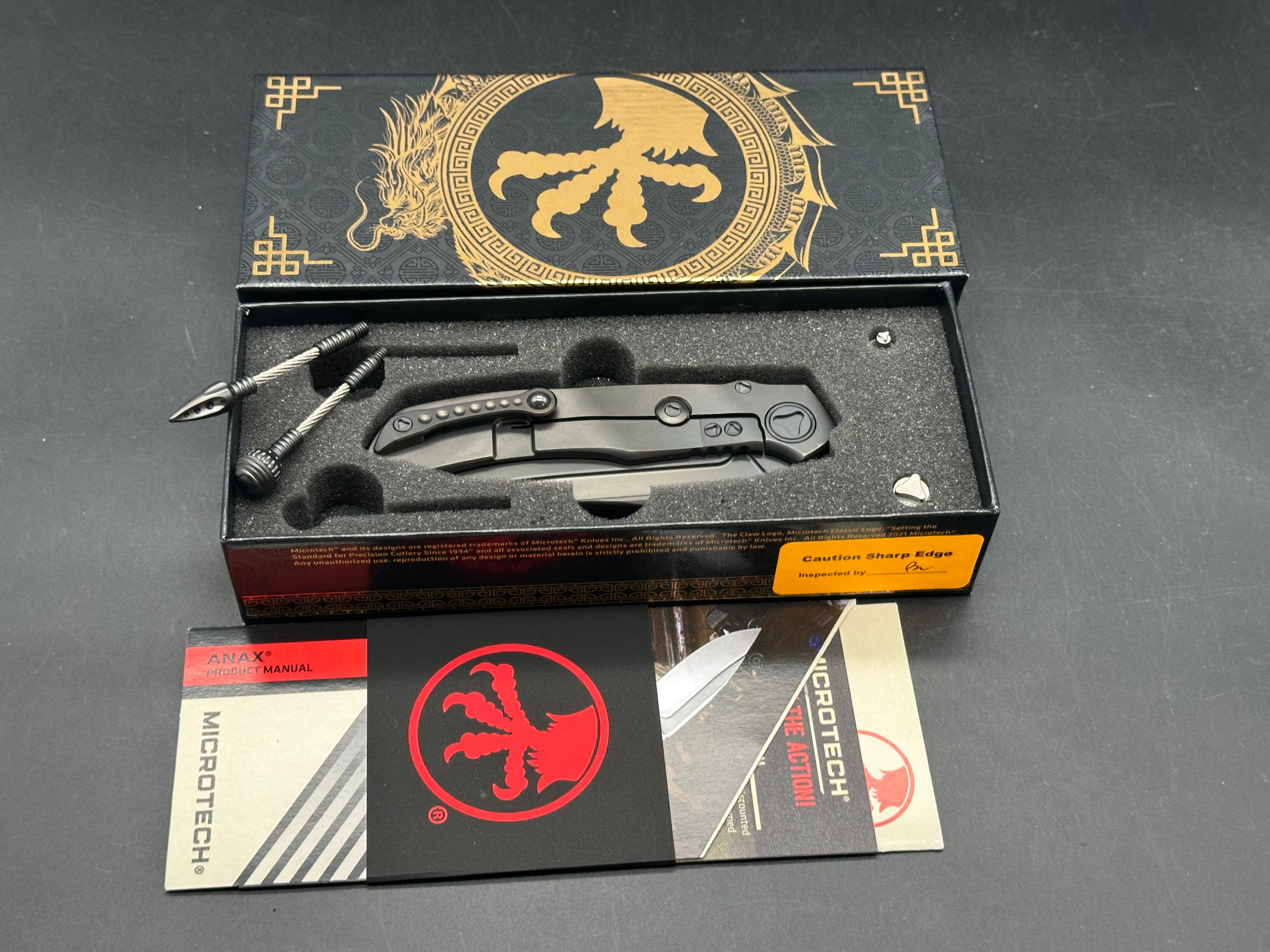 Microtech Anax S/E - DLC Titanium - Carbon Fiber Inlay - DLC Blade