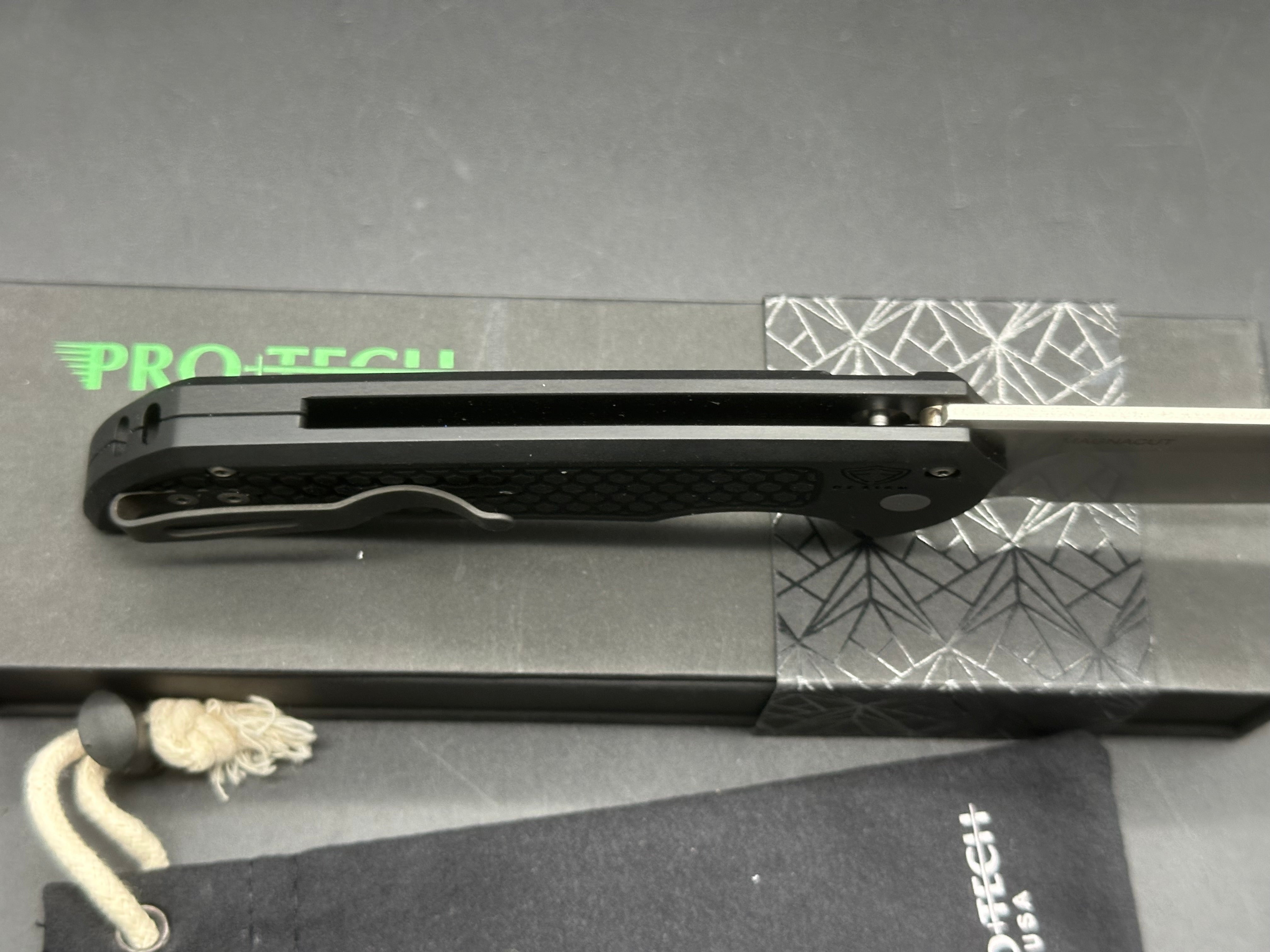 ProTech Mordax (MX105), Stonewashed MagnaCut Blade, Black Aluminum Honeycomb Textured Handles