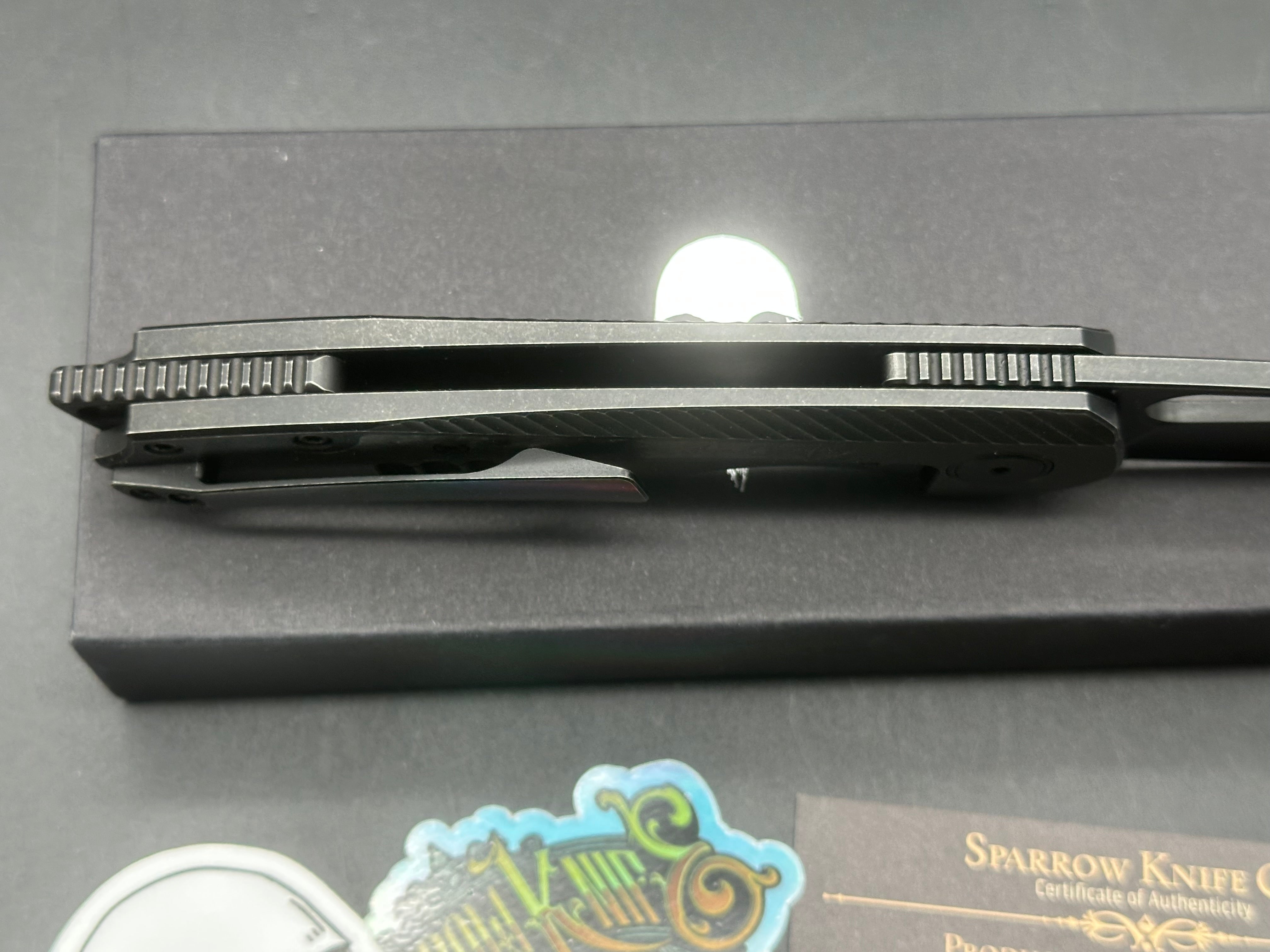 Sparrow Knife Co. Production Strix Round II (V1 Midnight) #32/55, Black Stonewashed DLC Hollow-Ground MagnaCut Blade