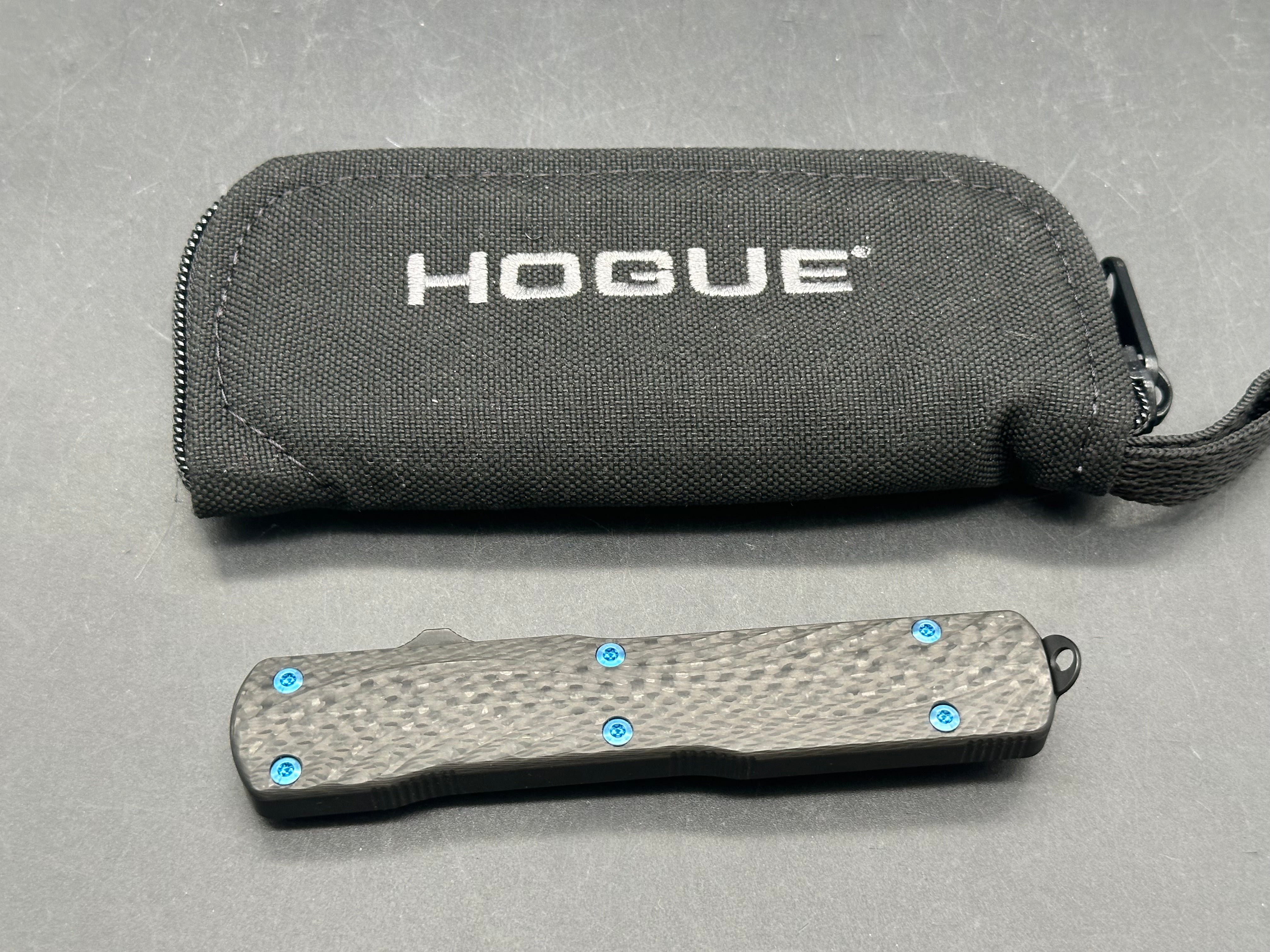 Hogue Counterstrike OTF Carbon fiber CPM-MagnaCut
