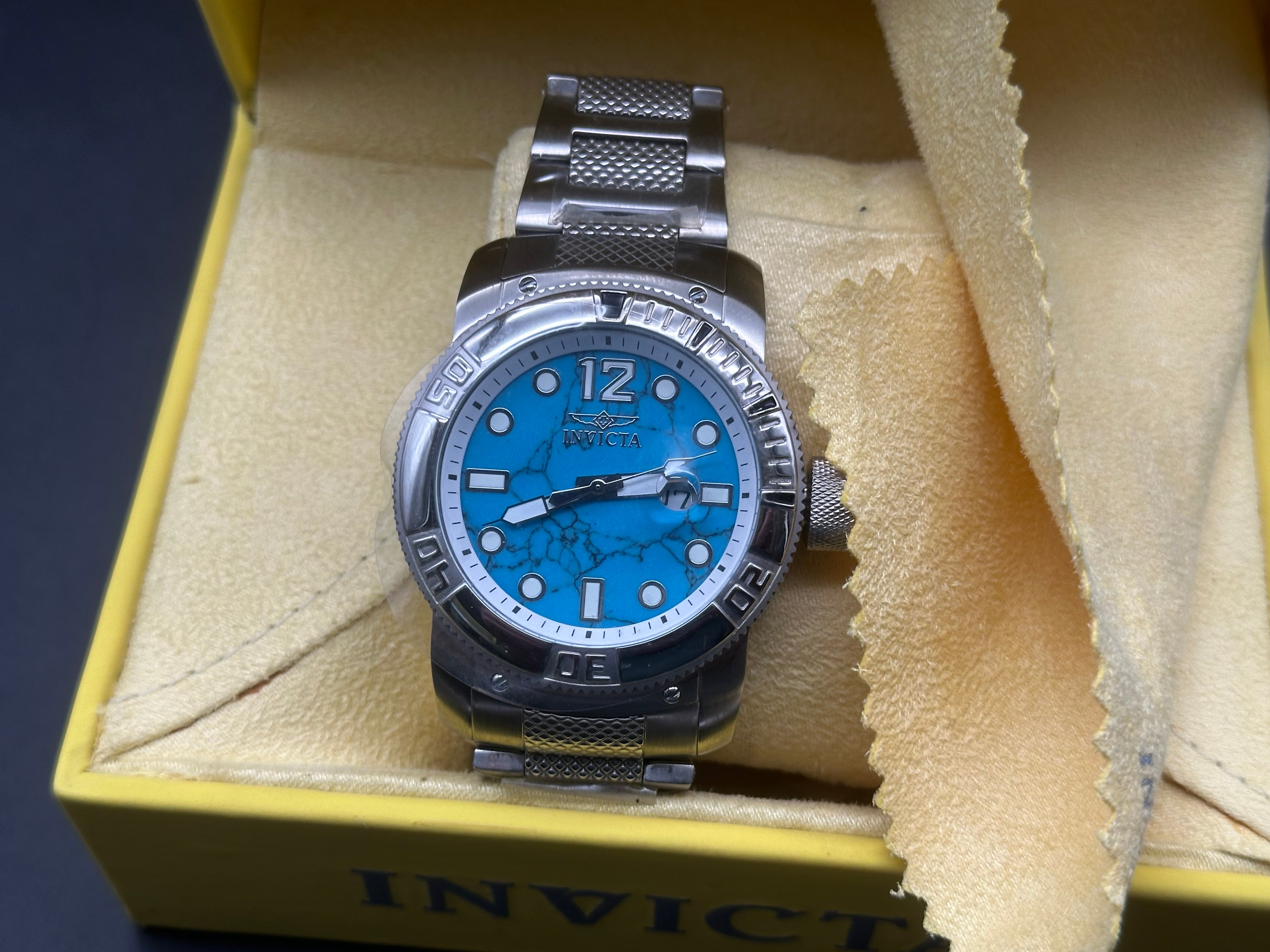 Invicta watch with turquoise dial. BNIB with brand new battery