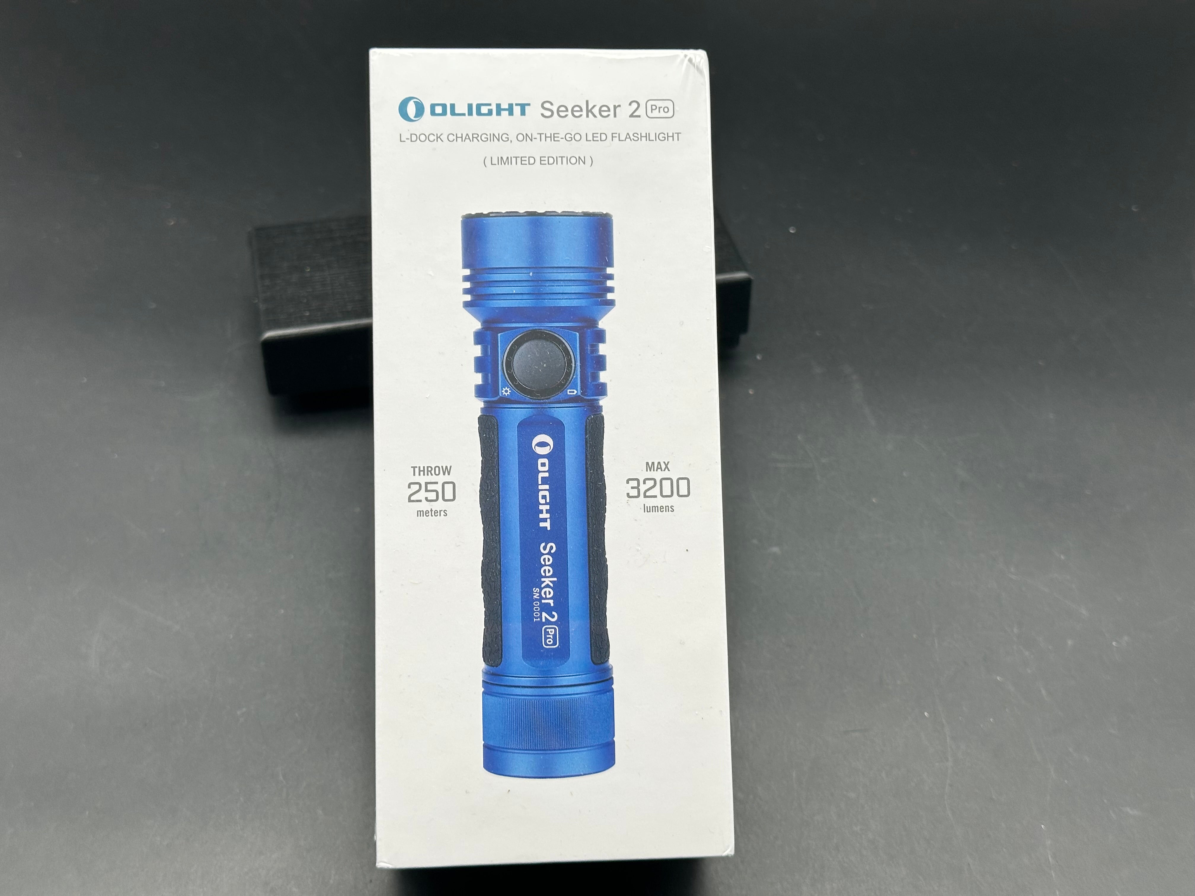 Olight Seeker 2 Pro 3200 lumens new in box