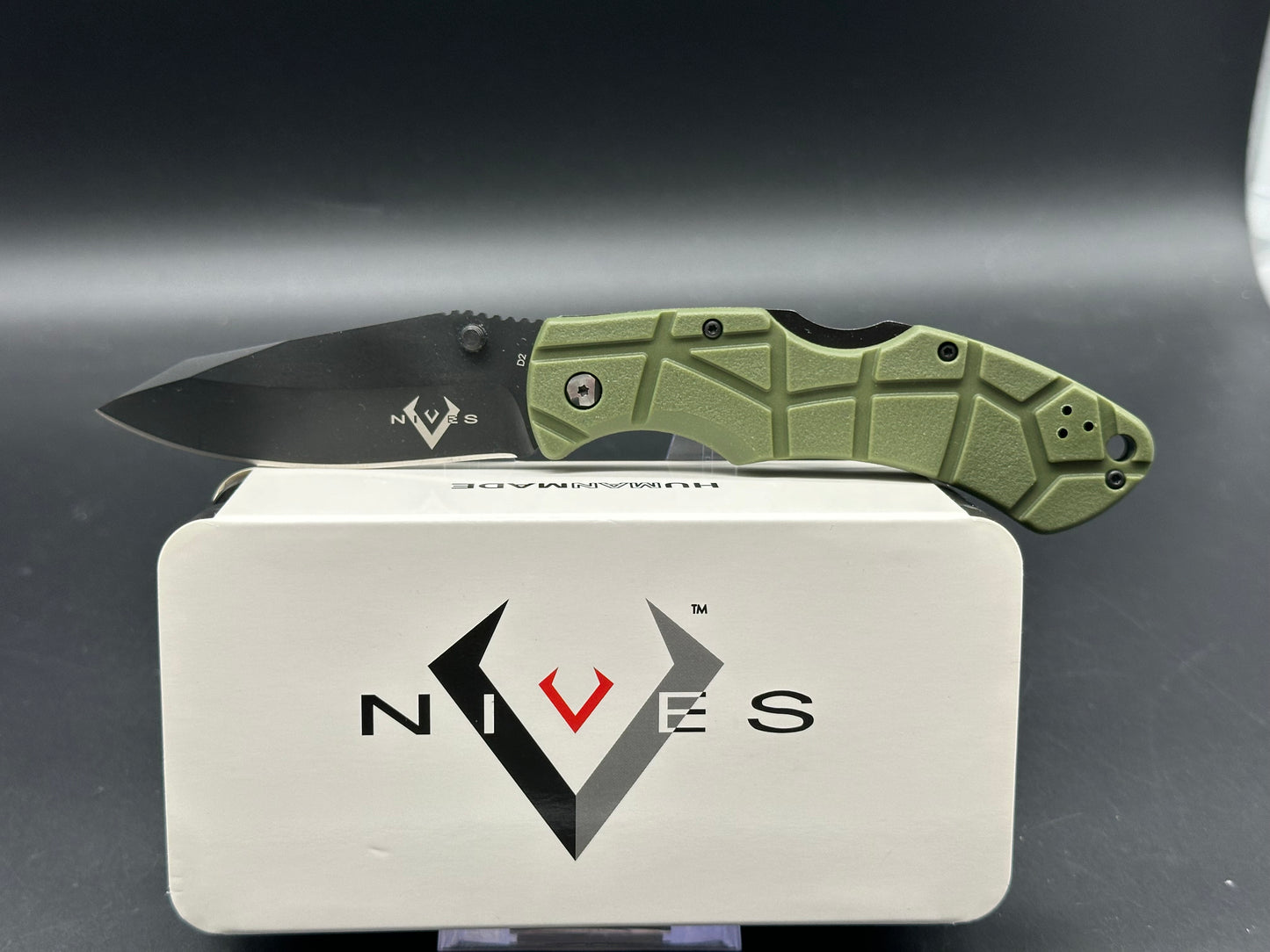 V Nives Rocky Folding Knife 3.25" D2 Black Clip Point Plain Blade, Green FRN Handles, Lockback