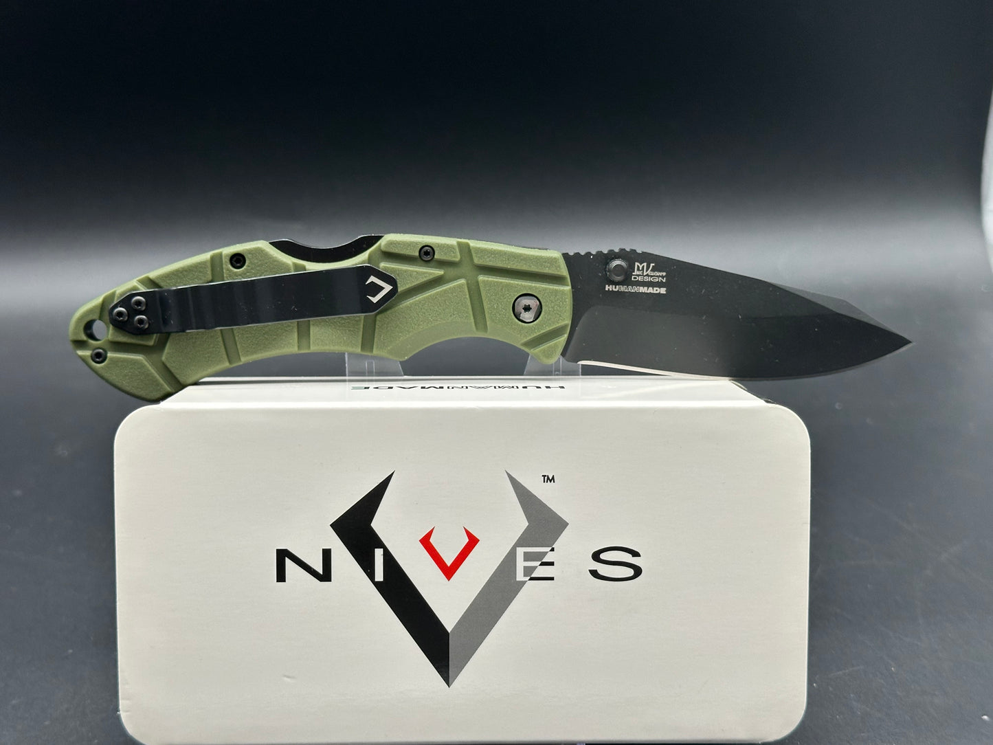 V Nives Rocky Folding Knife 3.25" D2 Black Clip Point Plain Blade, Green FRN Handles, Lockback