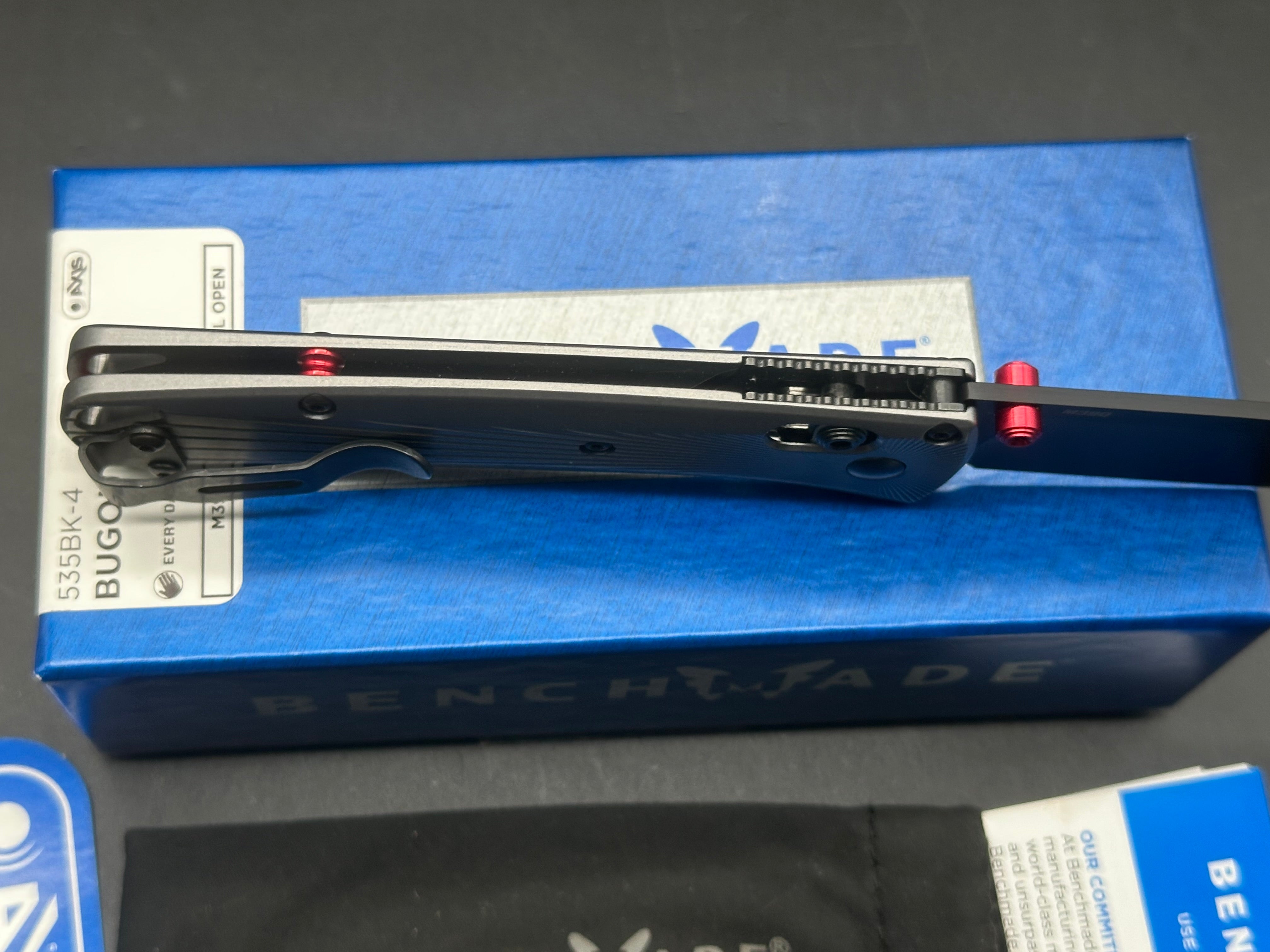 Benchmade Bugout in M390 and Aluminun milled scales