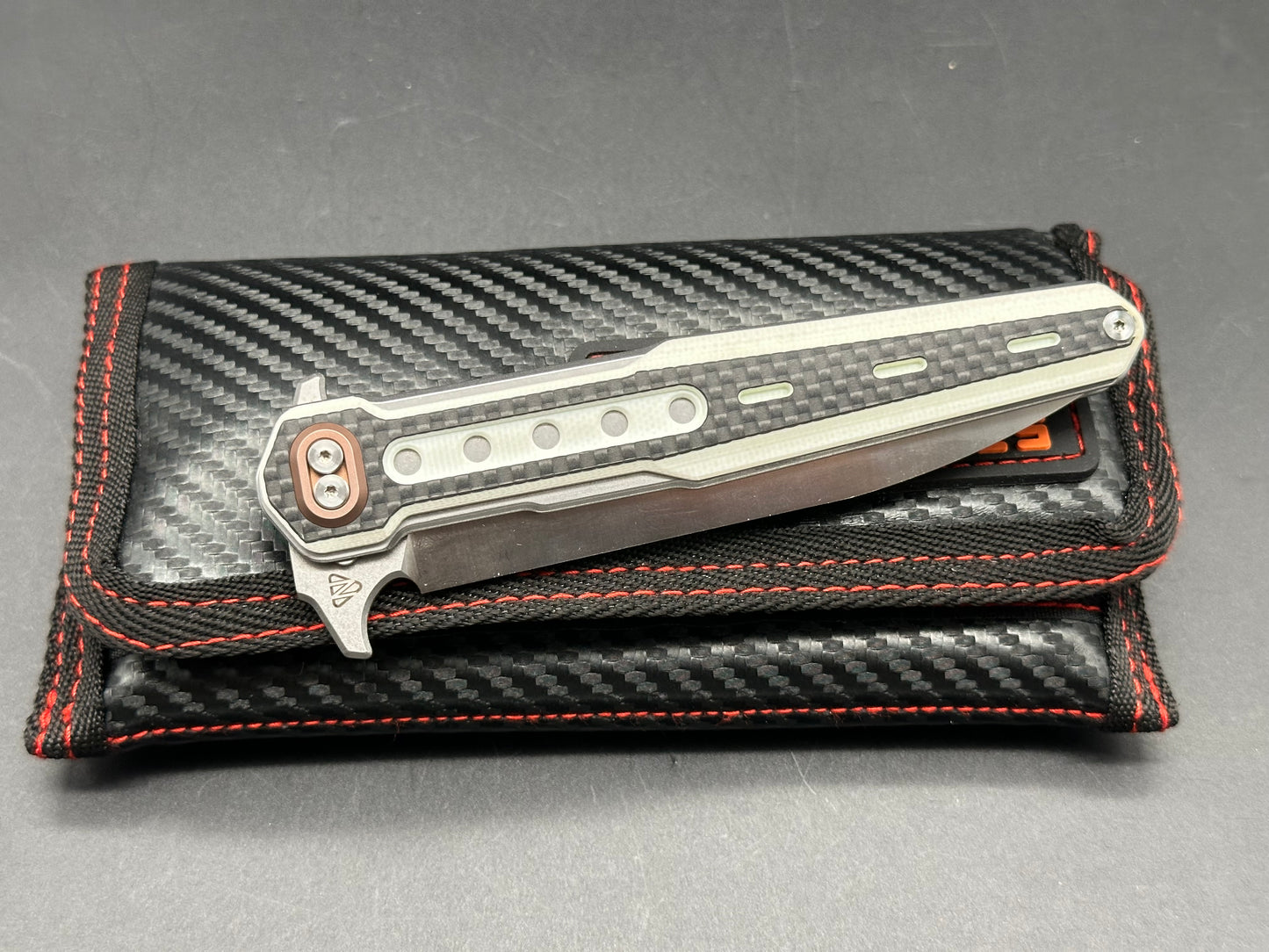 STEDEMON NOC DG12 POCKET KNIFE LINERLOCK WHITE G10 & CARBON FIBER 440C