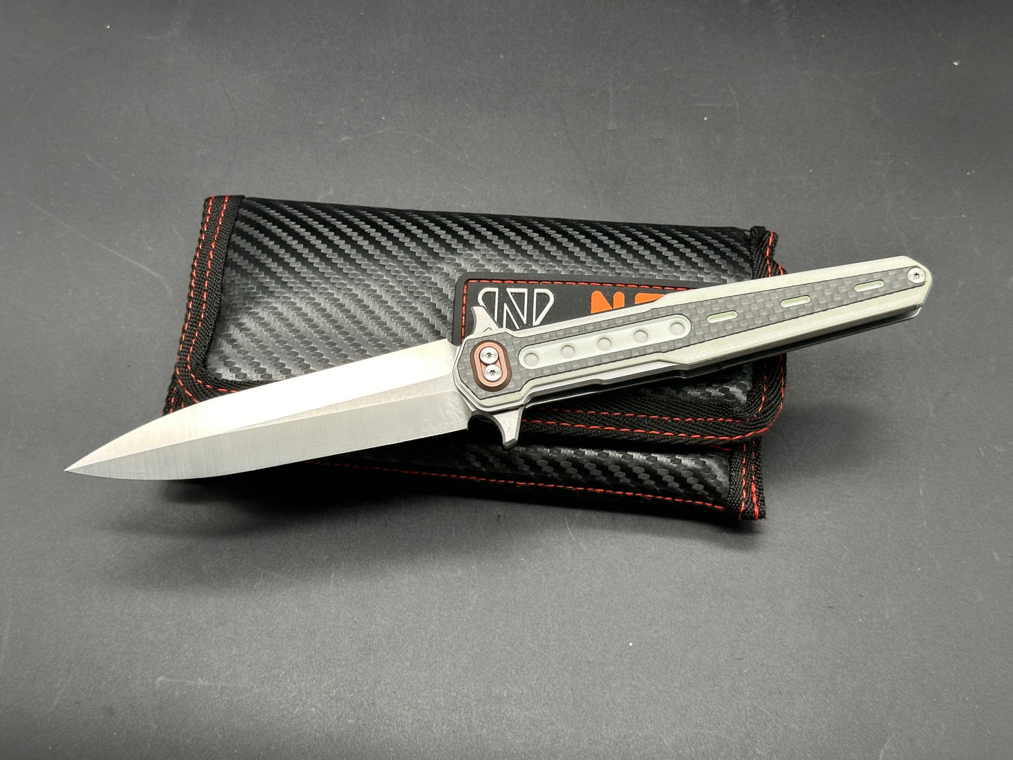 STEDEMON NOC DG12 POCKET KNIFE LINERLOCK WHITE G10 & CARBON FIBER 440C