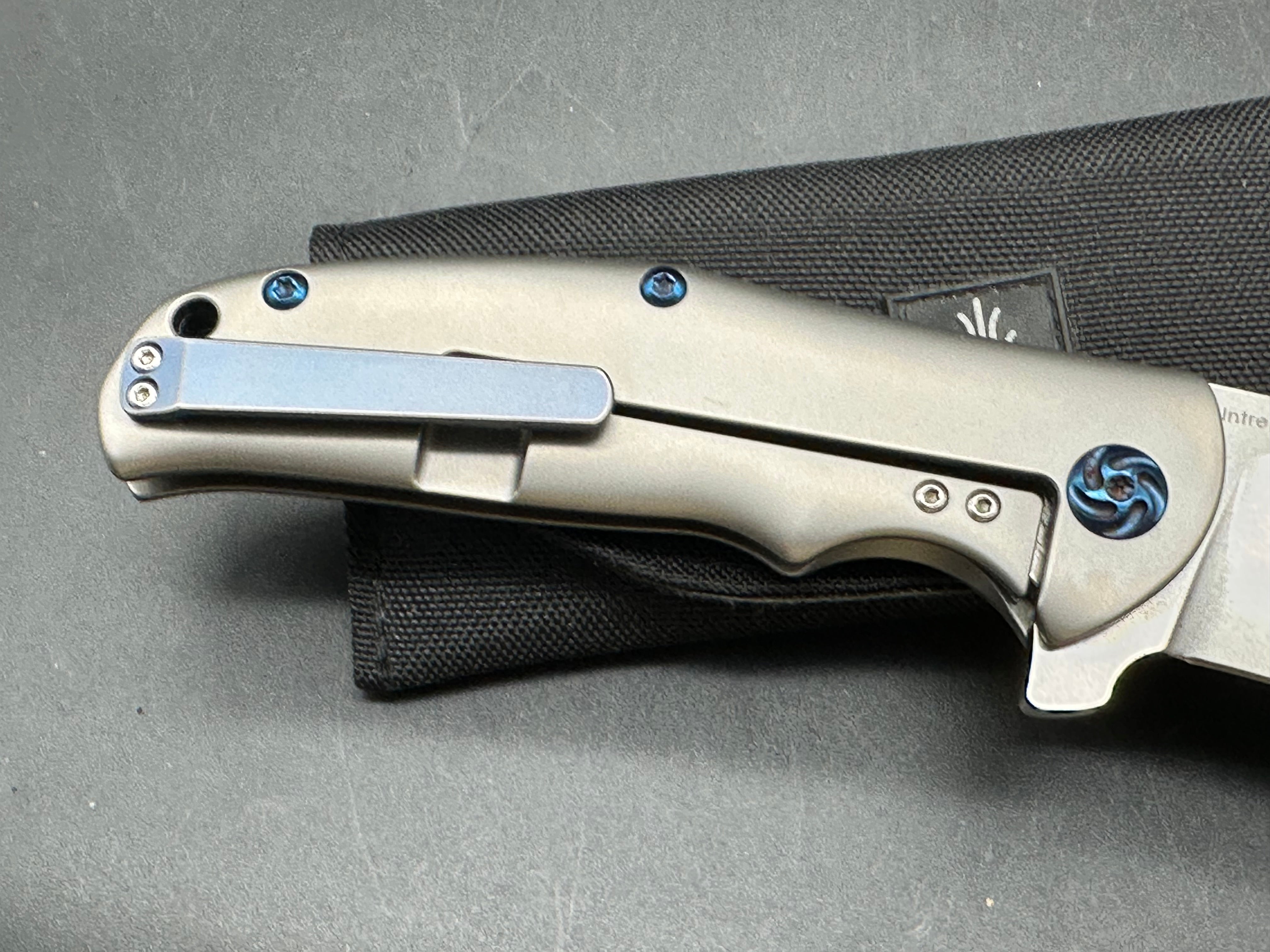 Kizer Intrepid Titanium Handle, Blue Anodized Hardware, CPM-S35VN (3.625” SW CP) Blade