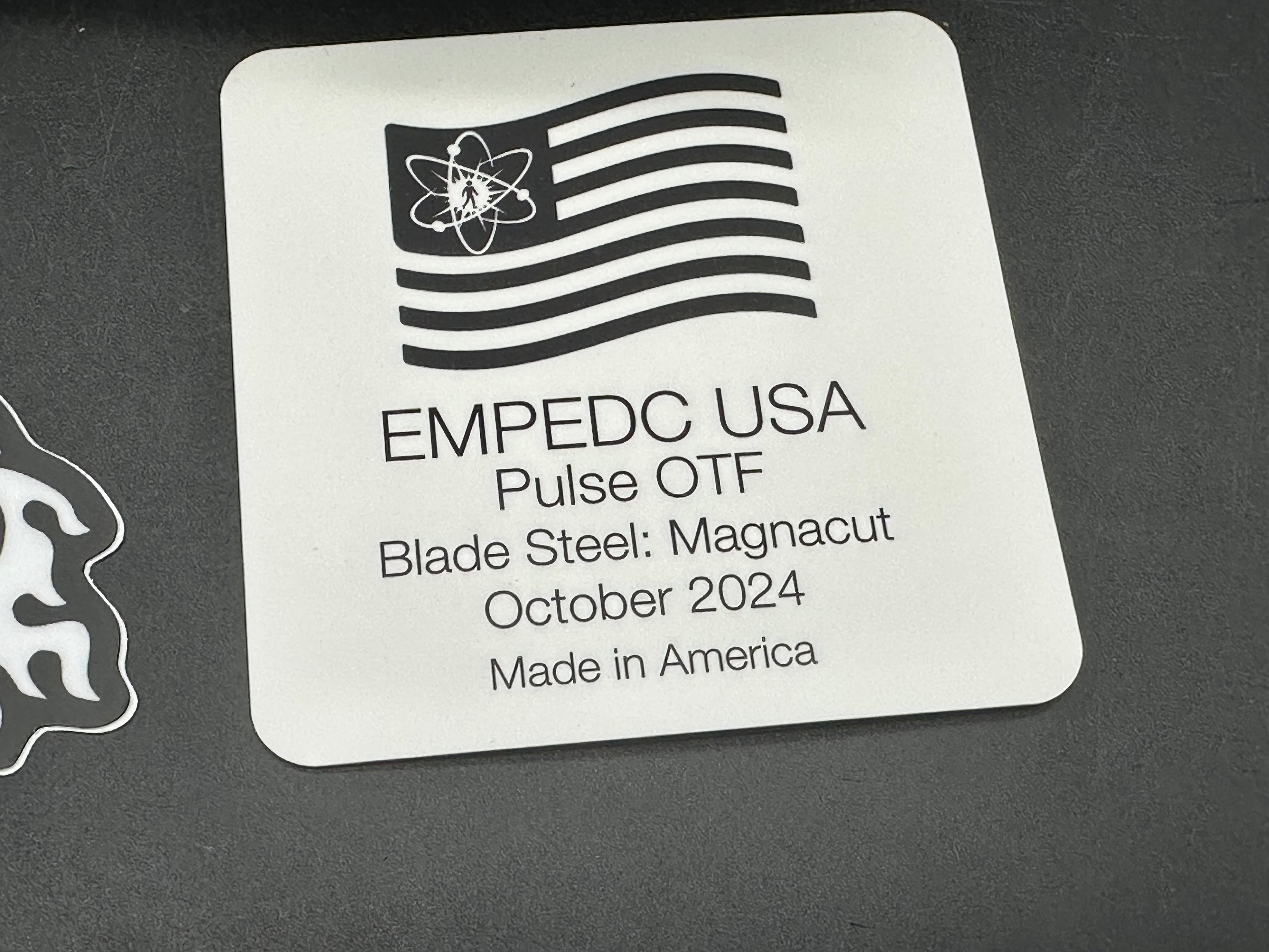 Emp EDC Pulse - black handle with a steel blade -two tone with stonewash and polished