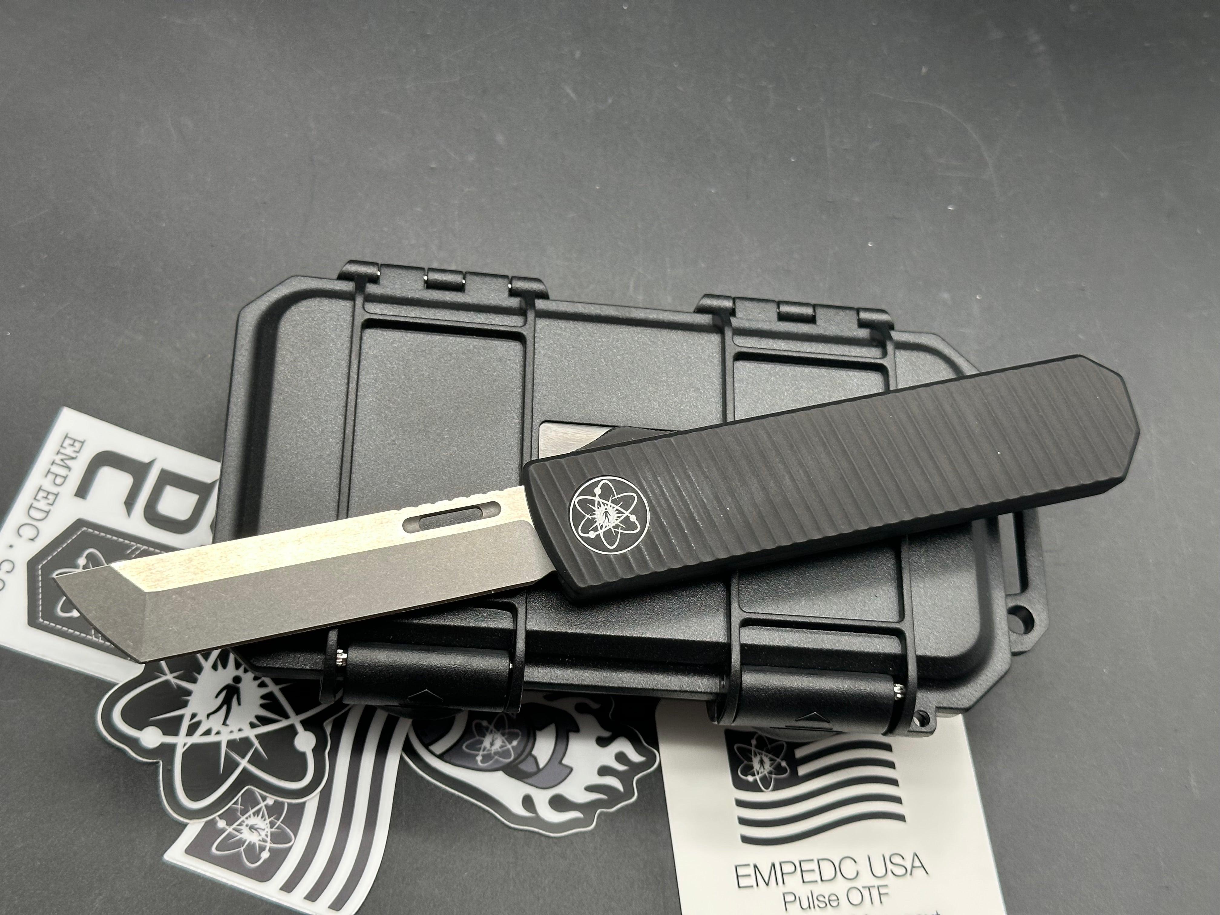 Emp EDC Pulse - black handle with a steel blade -two tone with stonewash and polished