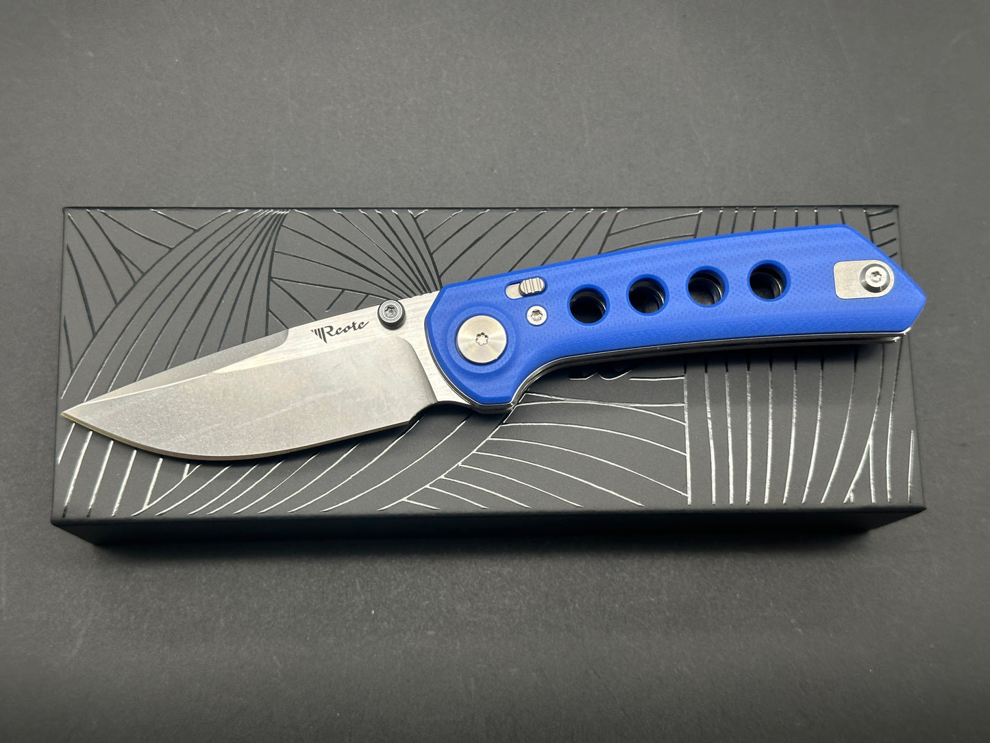 REATE PL-XT FOLDING KNIFE BLUE G10 HANDLE NITRO-V PLAIN EDGE STONEWASH FINISH