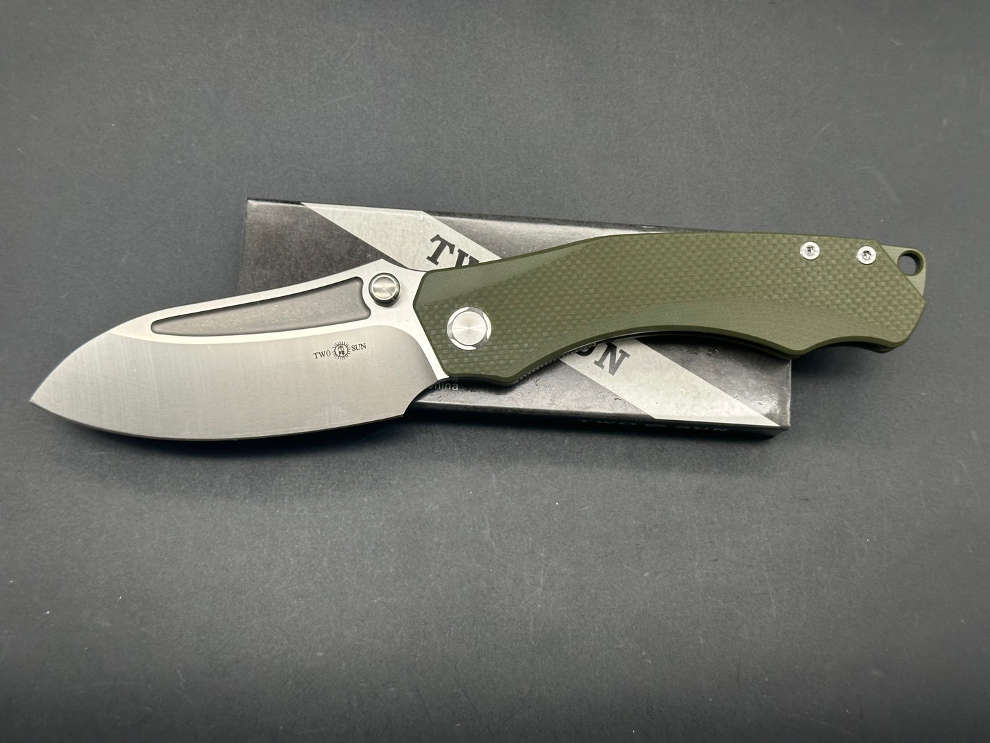 TWOSUN TS425-K110 FOLDING KNIFE K110 BLADE GREEN G10 HANDLE PLAIN EDGE