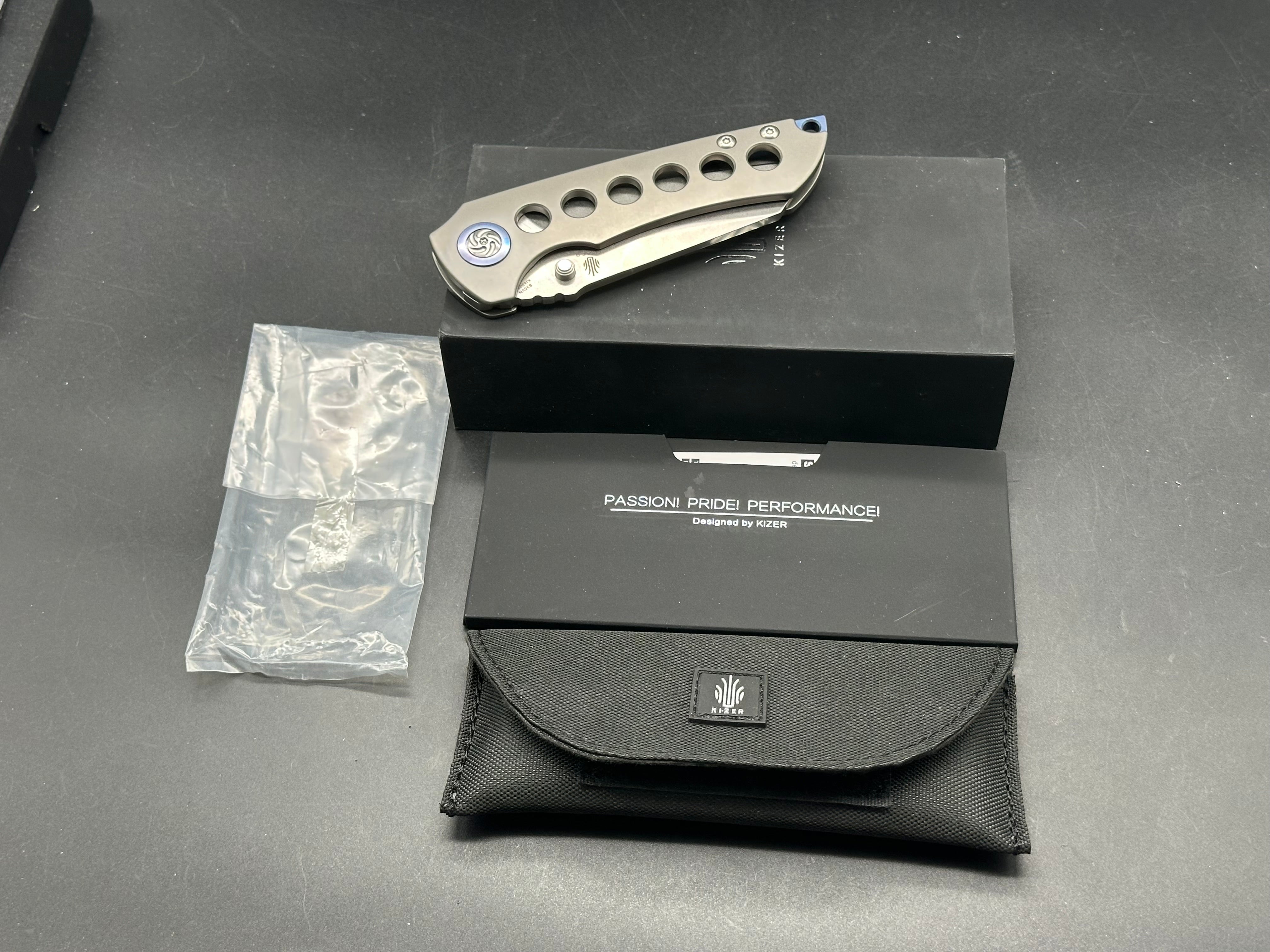 Kizer CK Critical Flipper Frame Lock Knife (3.6" Stonewash)