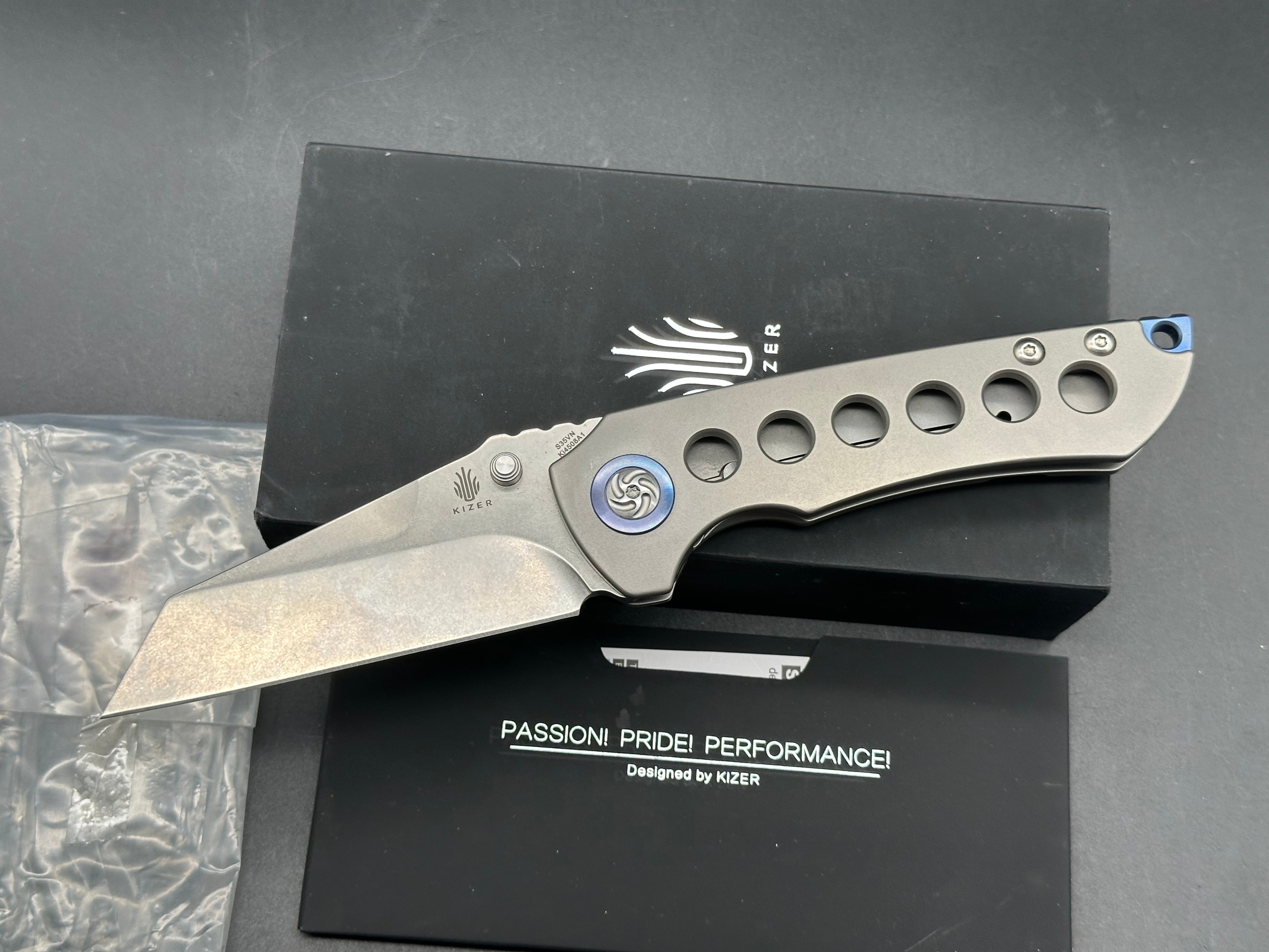Kizer CK Critical Flipper Frame Lock Knife (3.6" Stonewash)