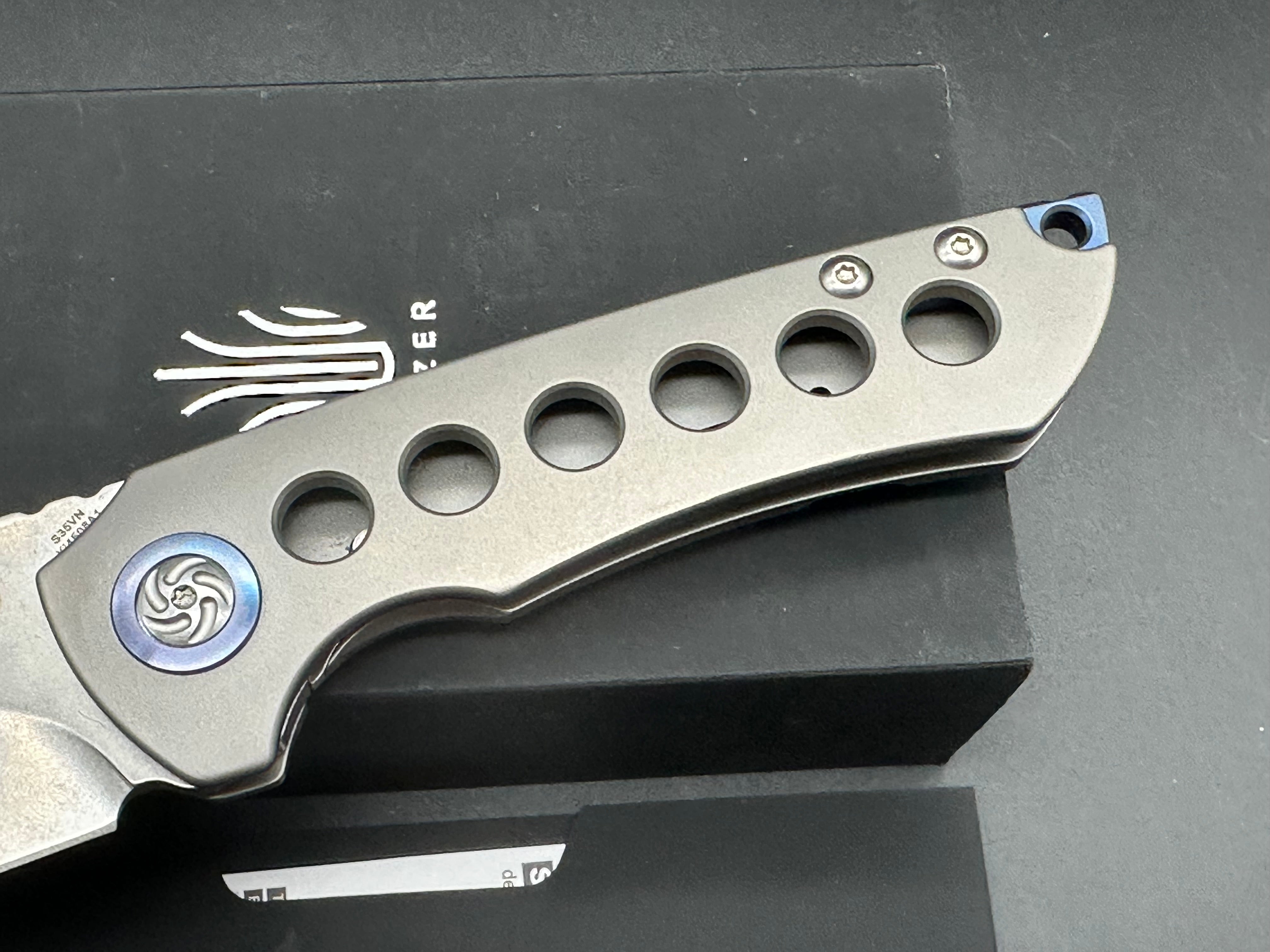 Kizer CK Critical Flipper Frame Lock Knife (3.6" Stonewash)