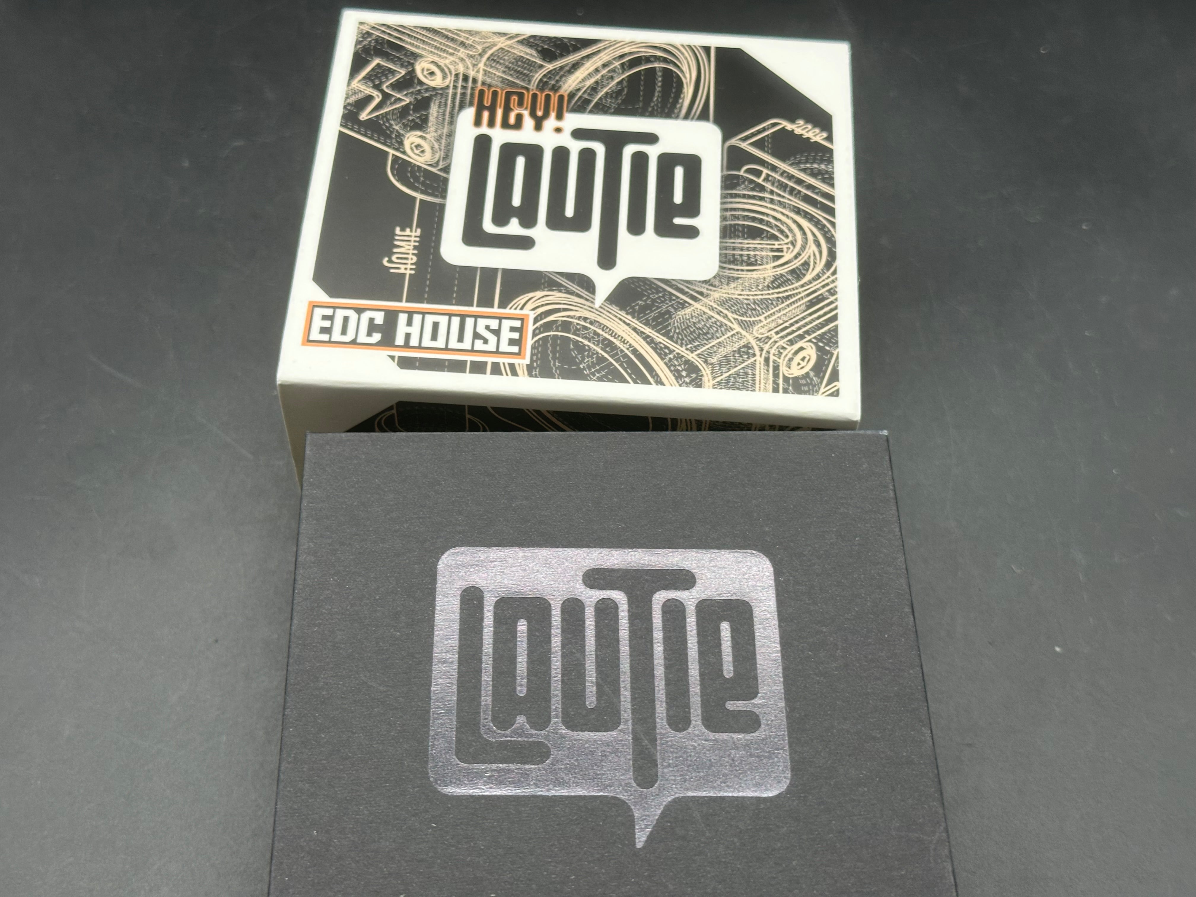 Lautie X Urban zirconium shuffle