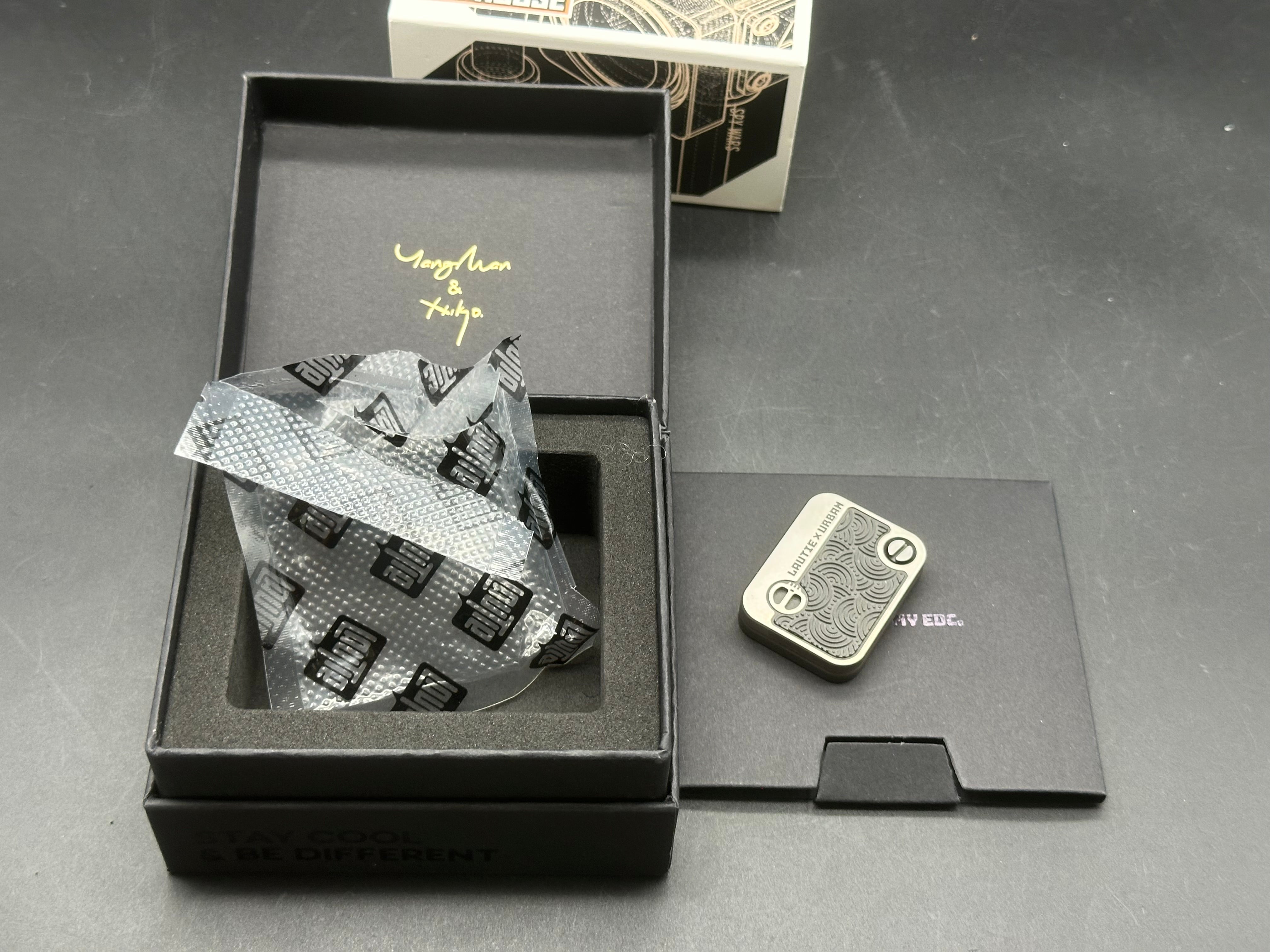 Lautie X Urban zirconium shuffle