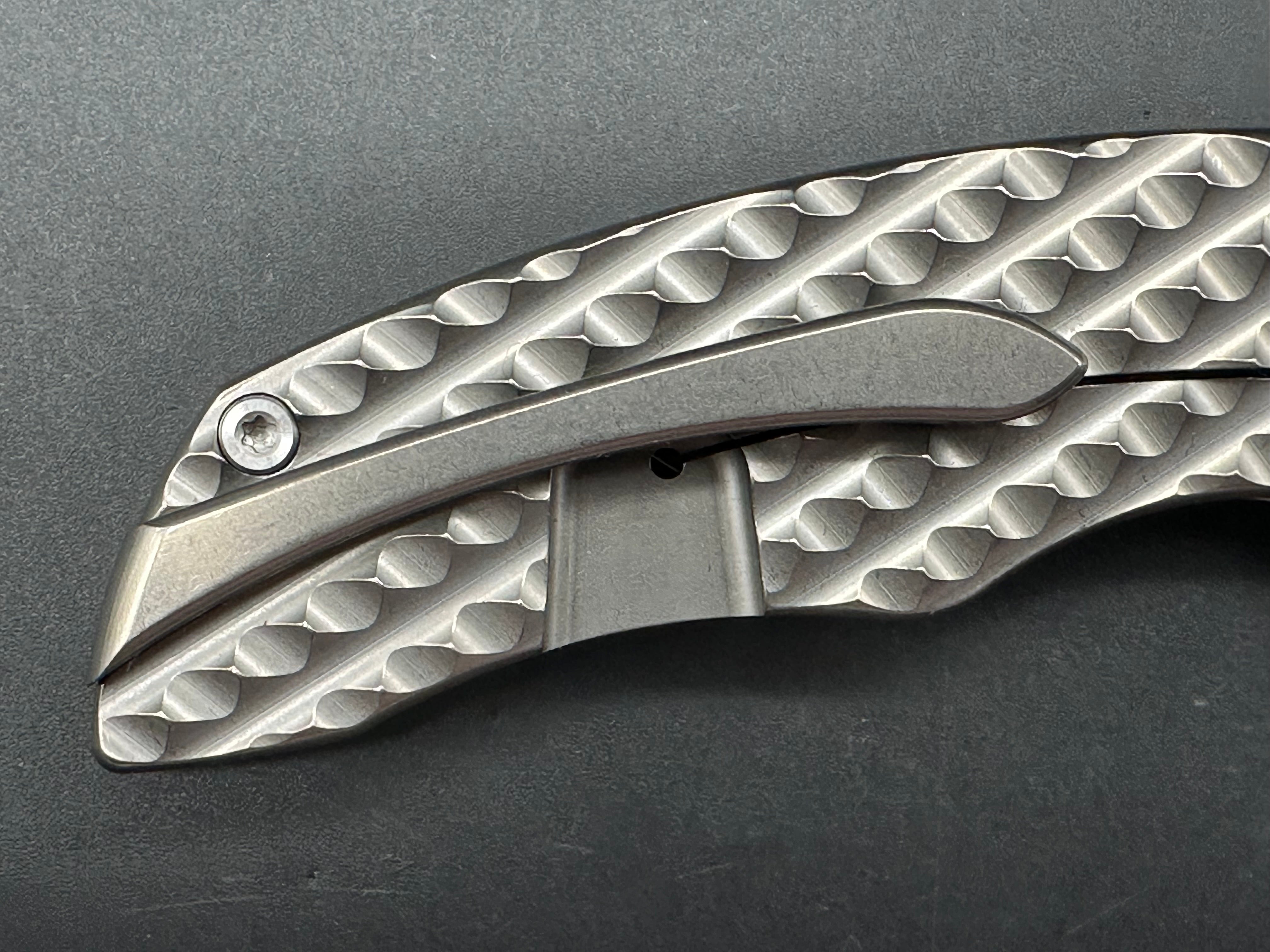 TWOSUN FOLDING KNIFE TEXTURED TITANIUM HANDLE M390 SATIN TS177