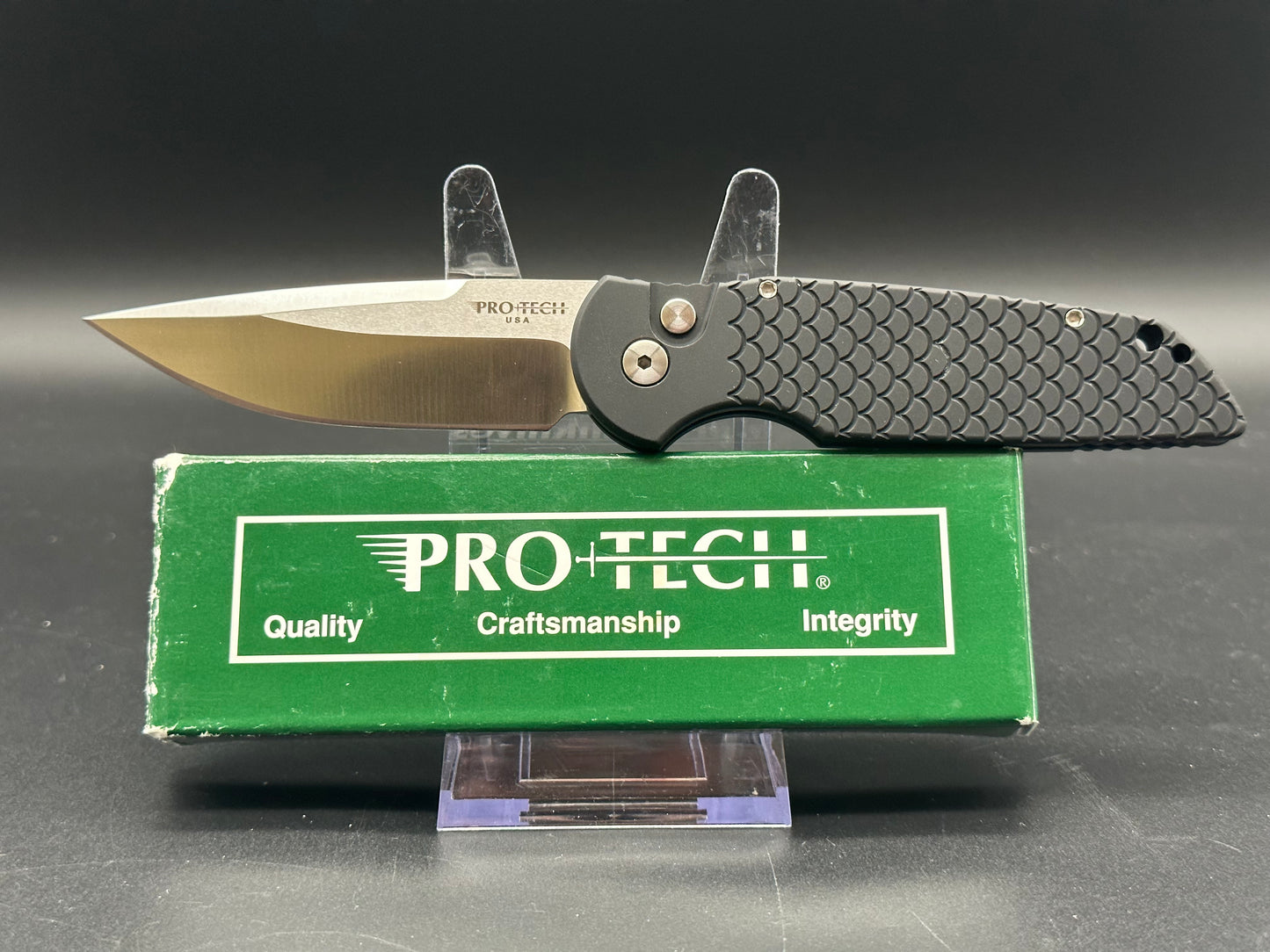 ProTech Tactical Response TR-3 X1 Automatic Knife Fish Scale