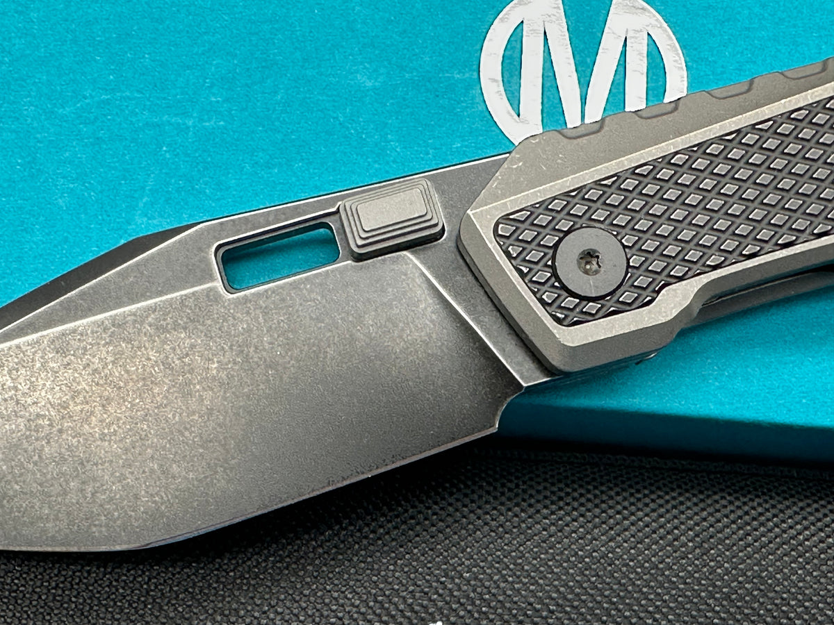 Molsect AMP M2038D – CPM-20CV Titanium Frame Lock, Stonewashed & Bead-Blast Handle
