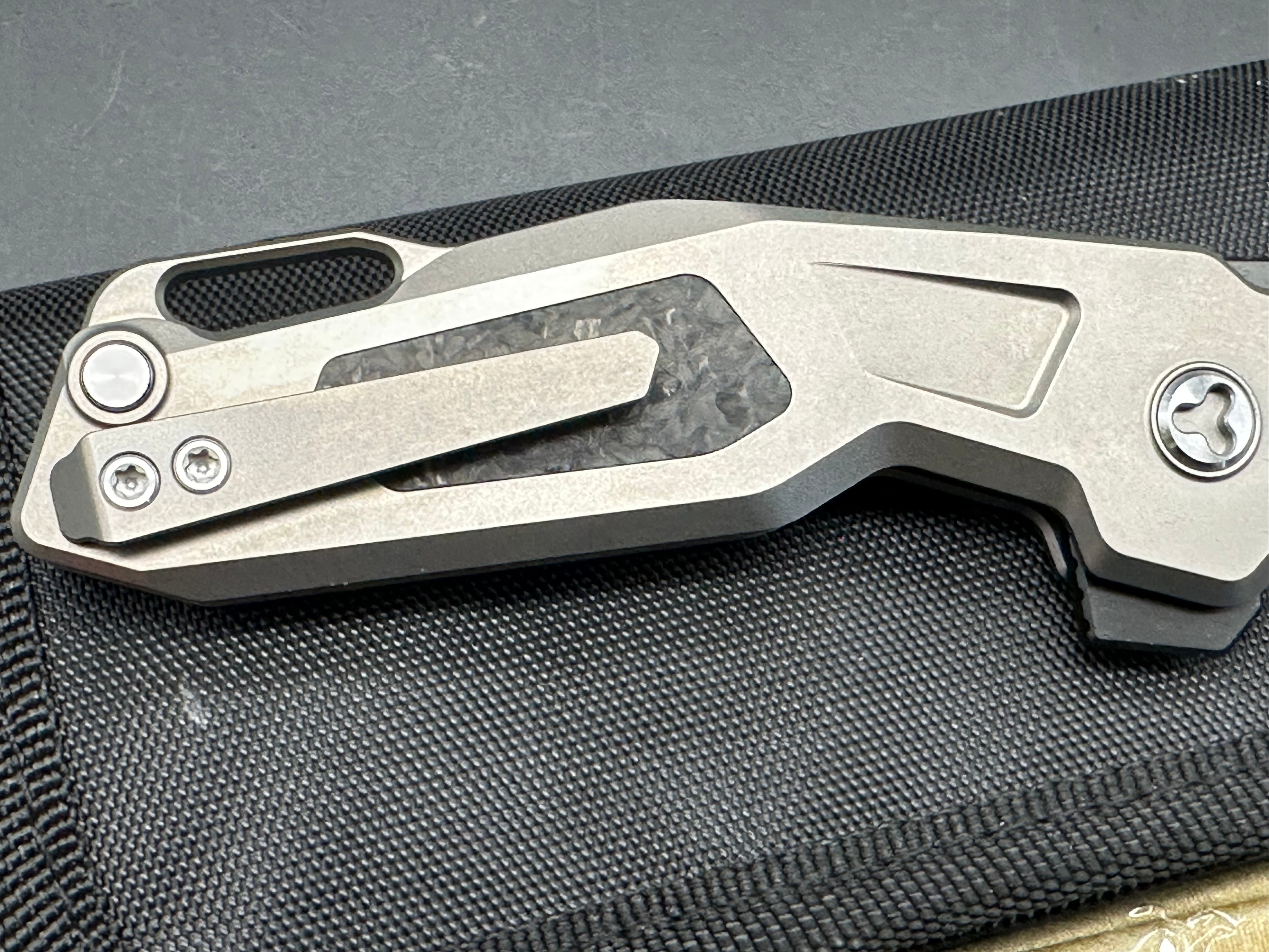 Ketuo Knives - Mini Griffin (Prototype 3 of 3)/Grey-Silver Milled Ti Frame + Shred Carbon Fiber Inlays