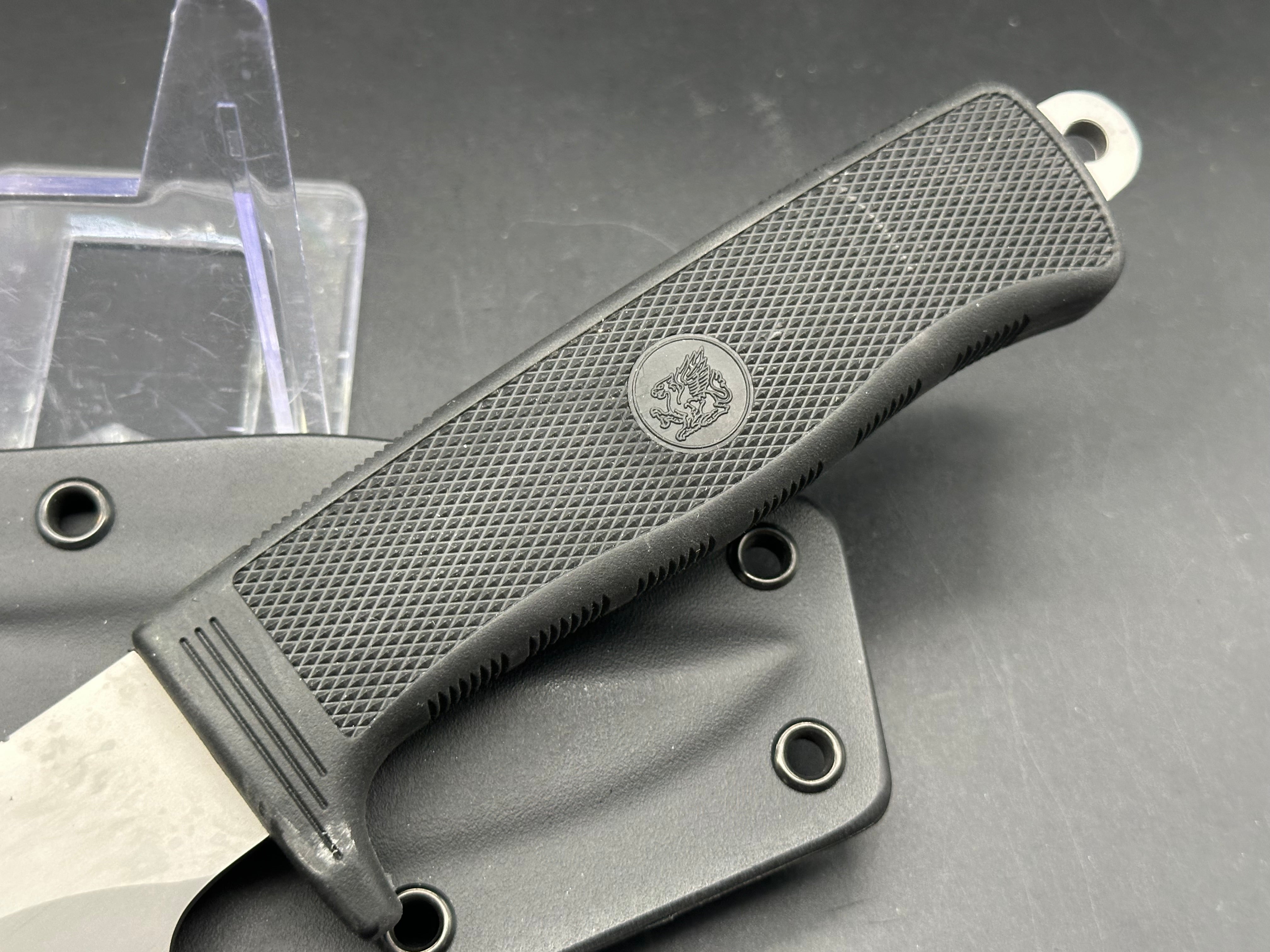 Gryphon M35 Combat Survival Bowie
