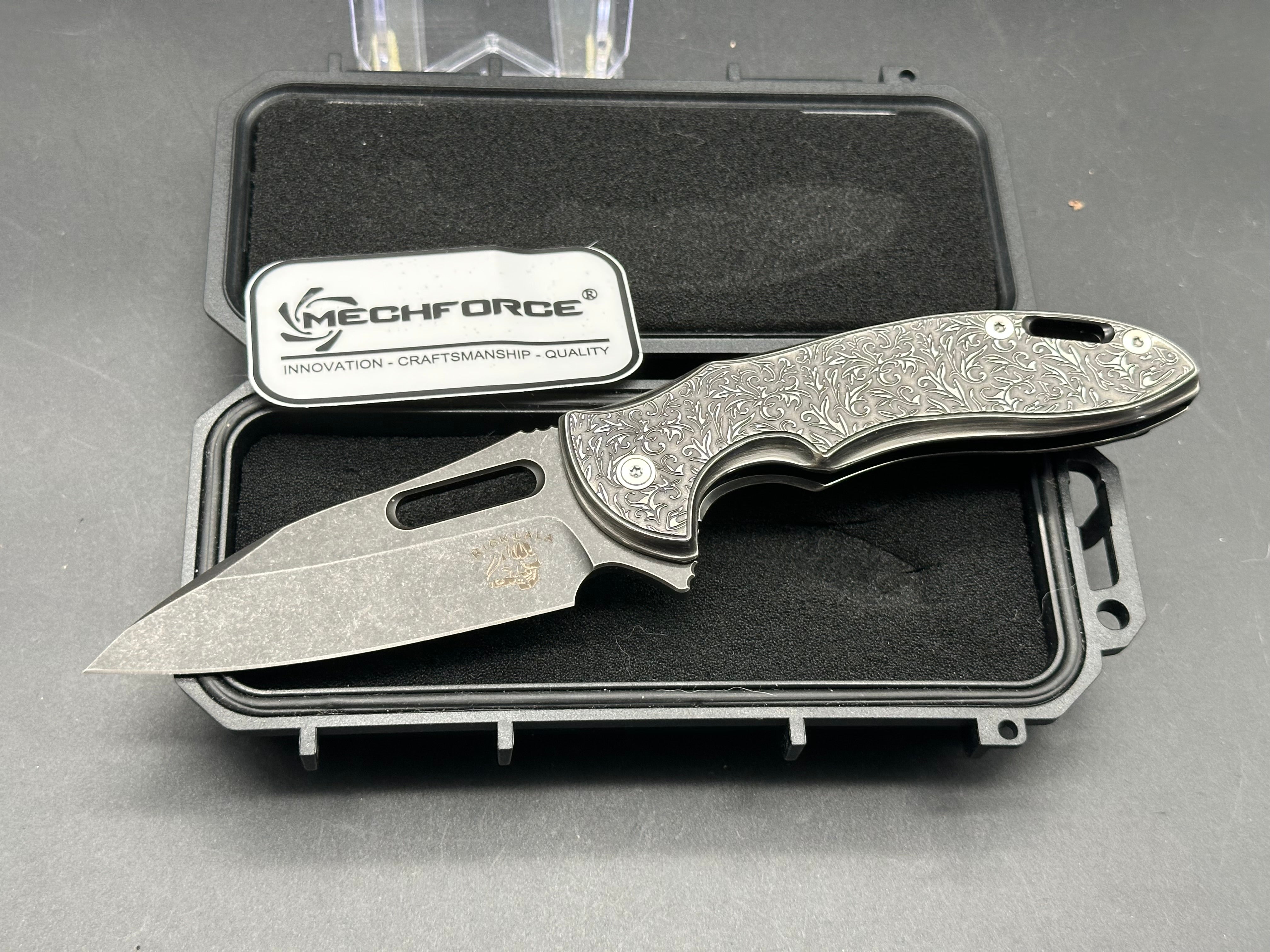 Mechforce + Ricky Lala - Sentry/Black PVD "Scroll Etched" TI Frame/Clip Point/Black PVD M390