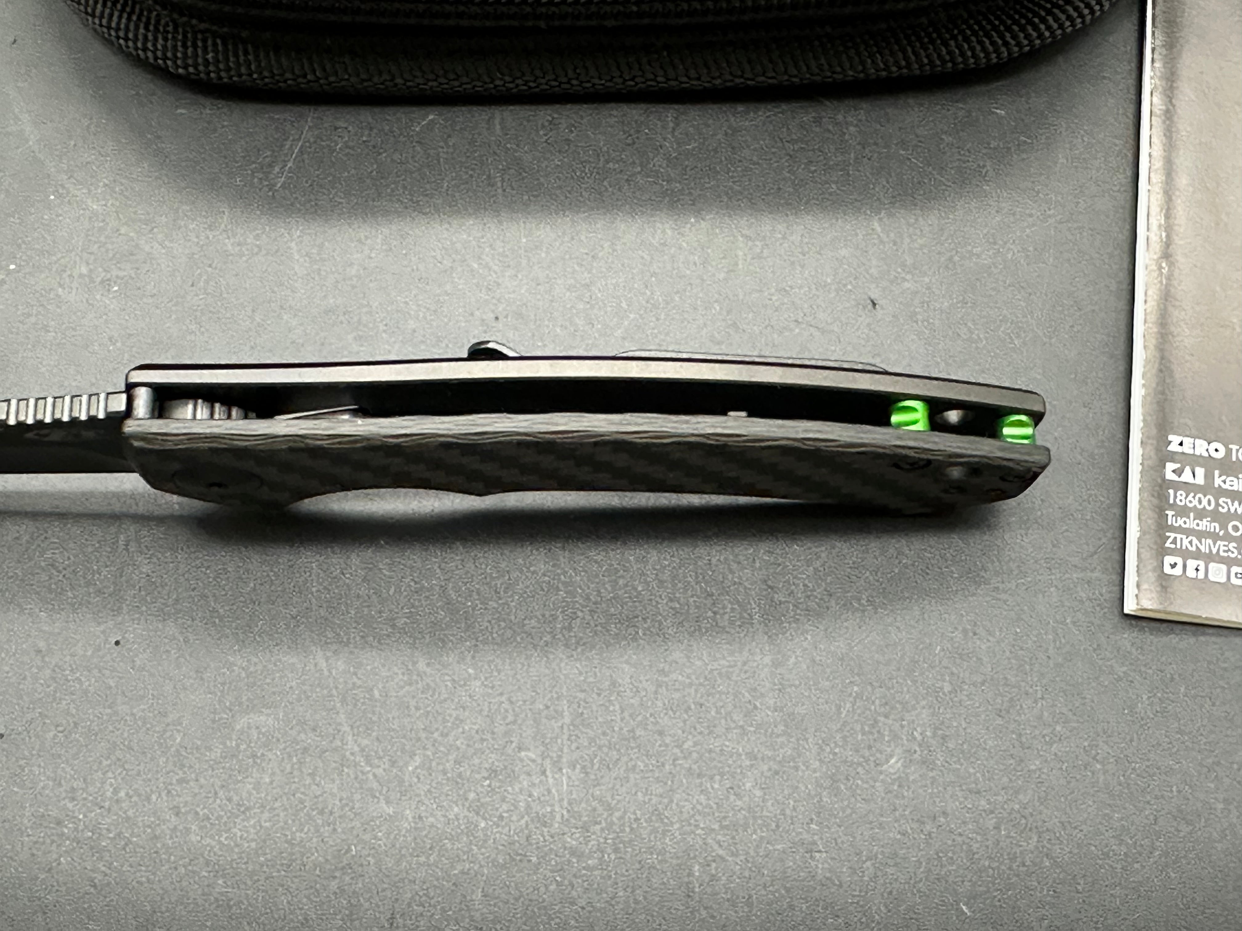 Zero Tolerance ZT 450 Sinkevich design: Dmitry Sinkevich design. 3.25 inch DLC black, stonewashed, drop point CPM-S35VN blade