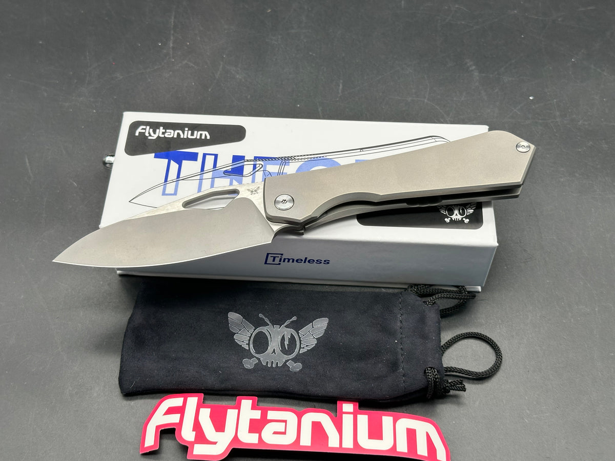 Flytanium Theory titanium handle w/20CV blade