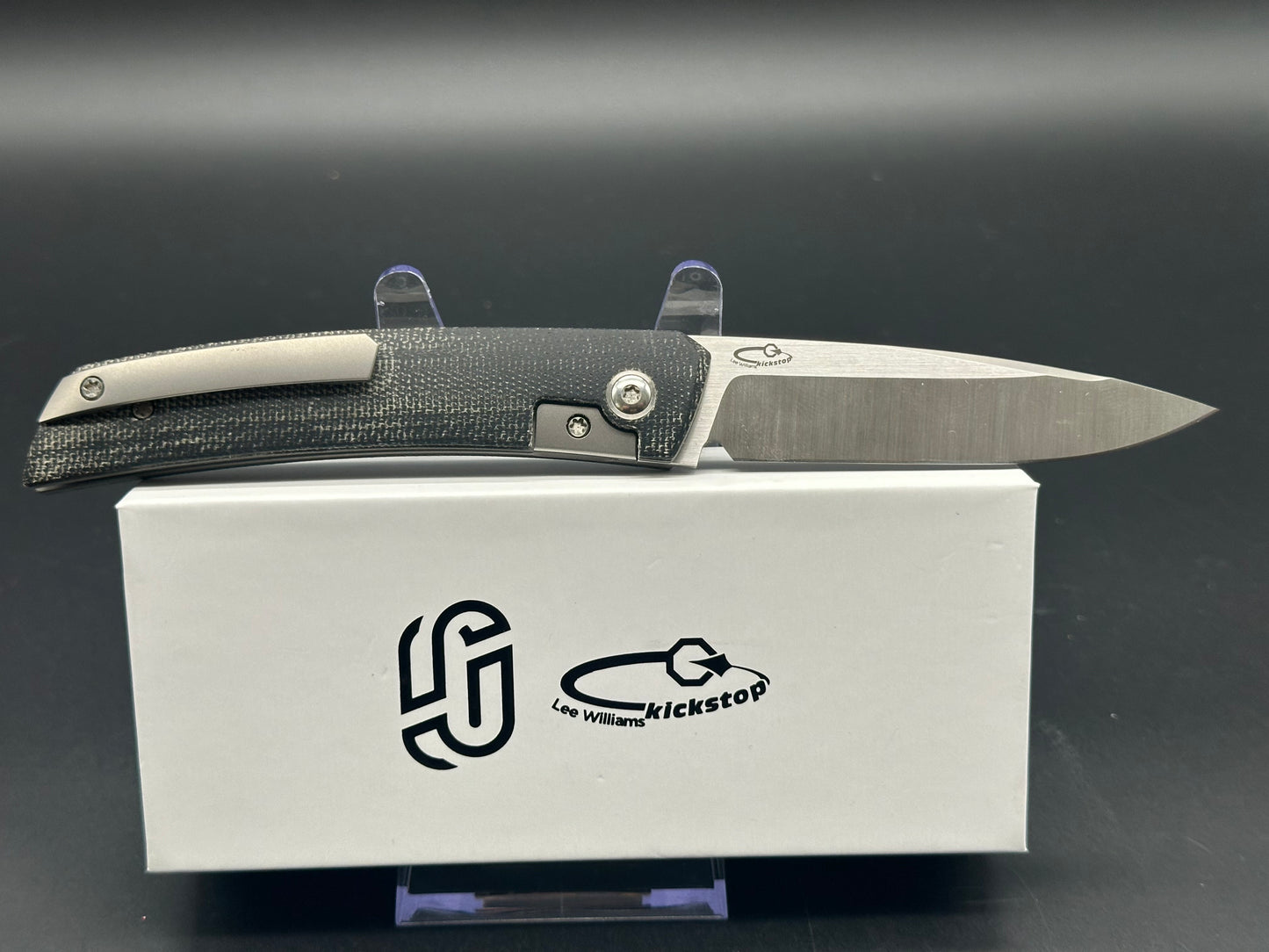 Jared Oeser F-22 Kickstop Flipper Knife Black Micarta Black HW (3.4" Satin)