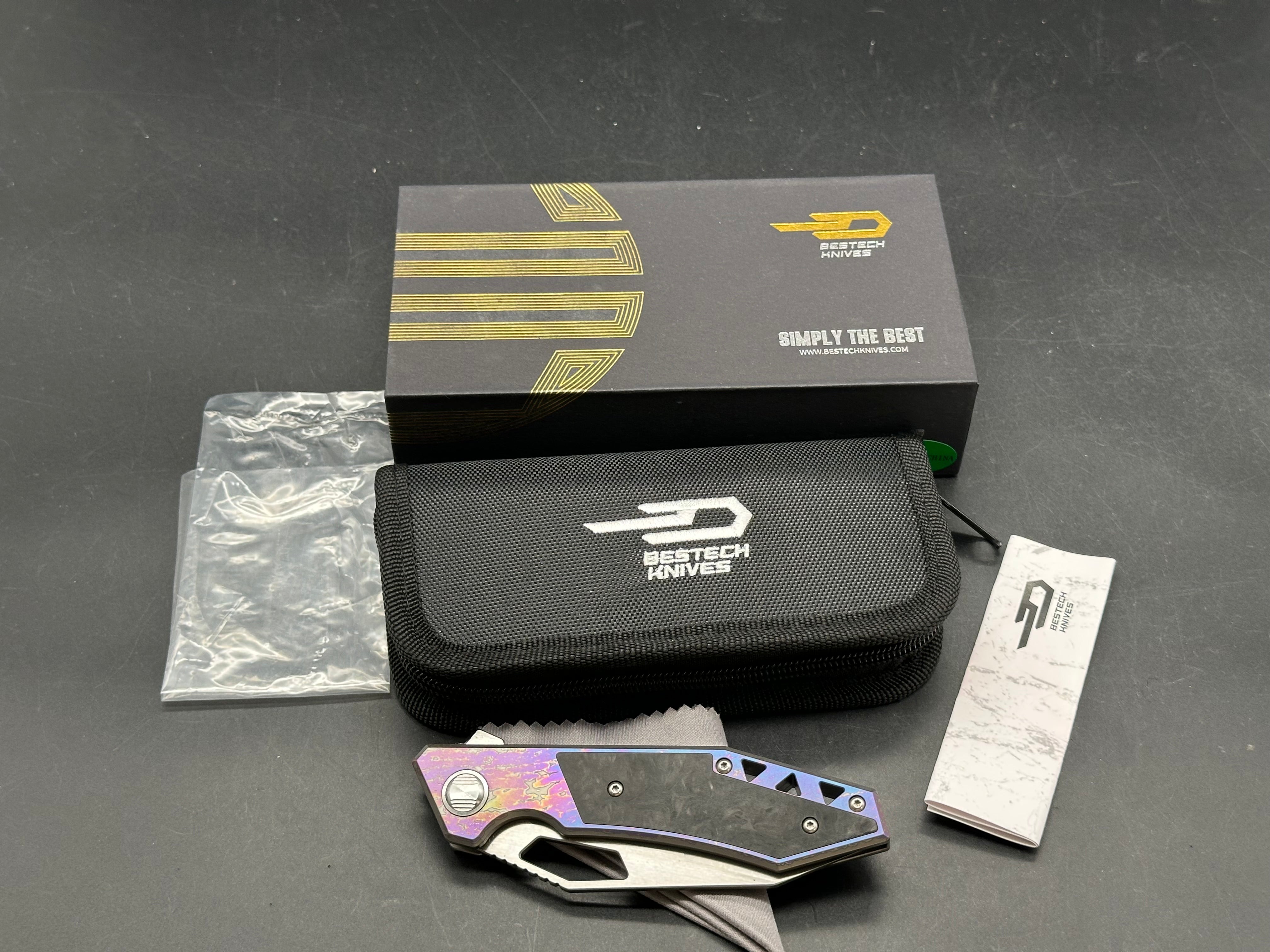 Bestech Fractal 3.5 inch combined hollow and flat grind CPM-S35VN blade. Anodized titanium scales