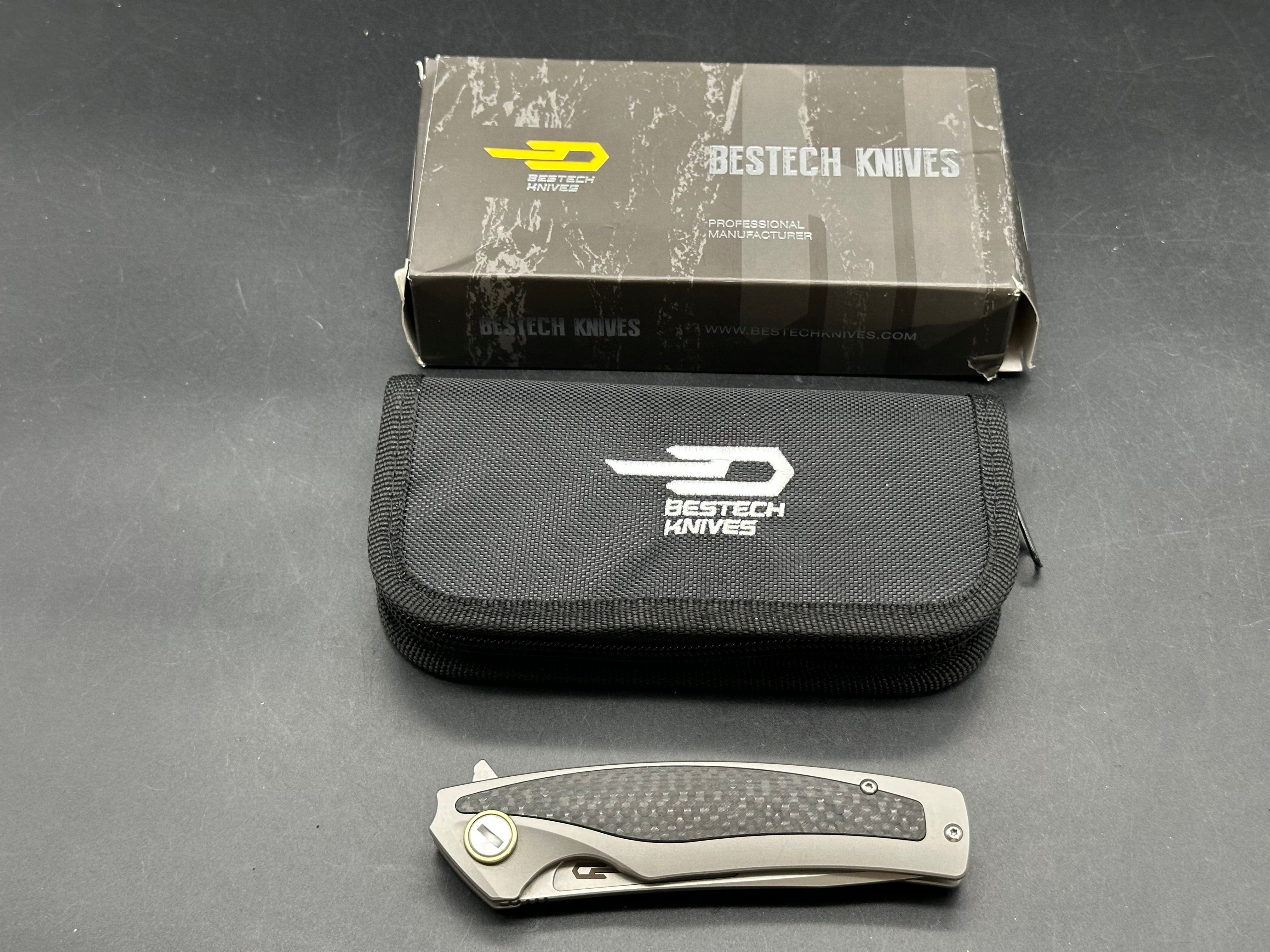 Bestech Predator 3.5 inch ceramic bead blasted, satin CPM-S35VN blade