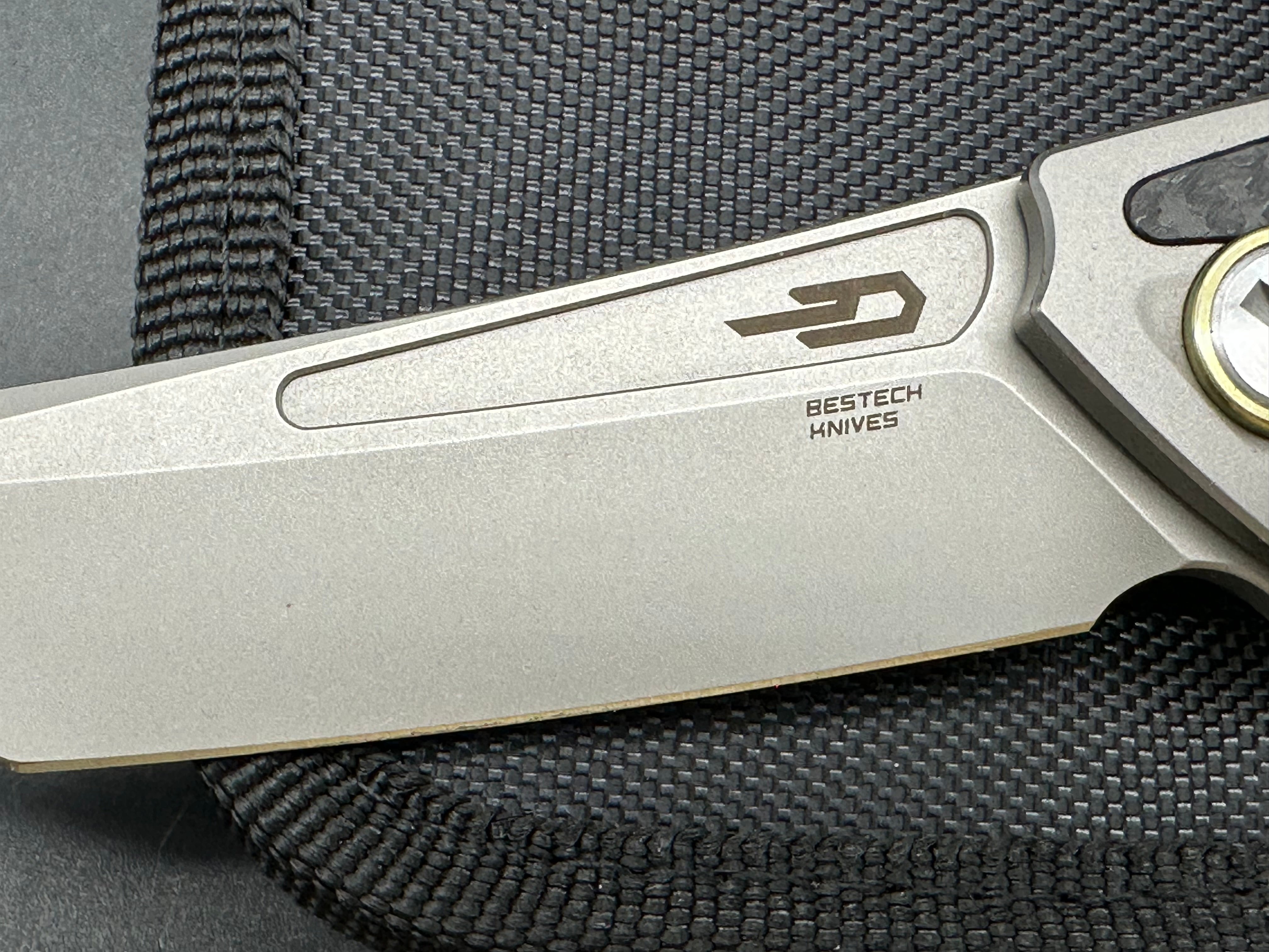 Bestech Predator 3.5 inch ceramic bead blasted, satin CPM-S35VN blade