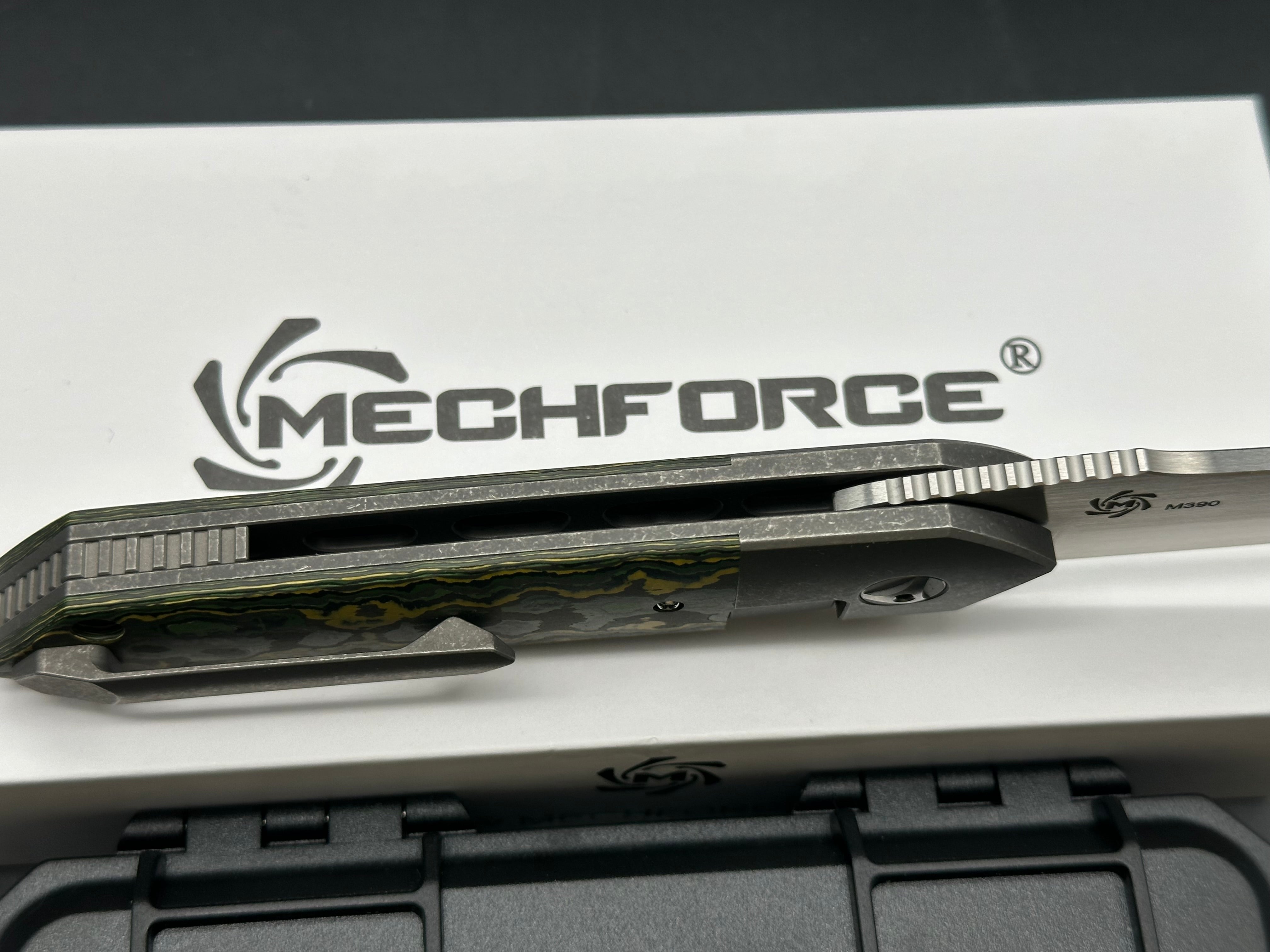 Mechforce Roadster Toxic Storm Fat Carbon – M390
