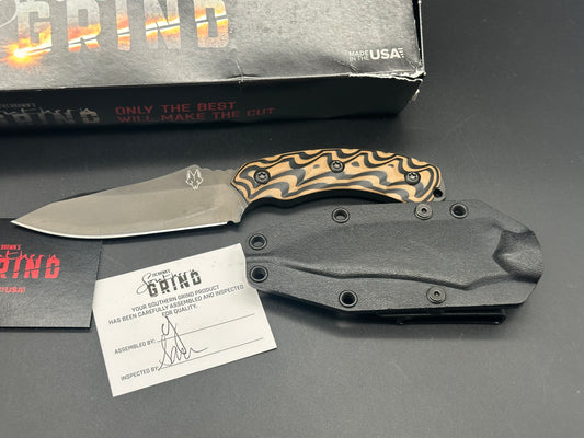 Zac Bown's Southern Grind JACKAL™ BLACK & TAN G10 | BLACK DROP POINT, BLACK SHEATH