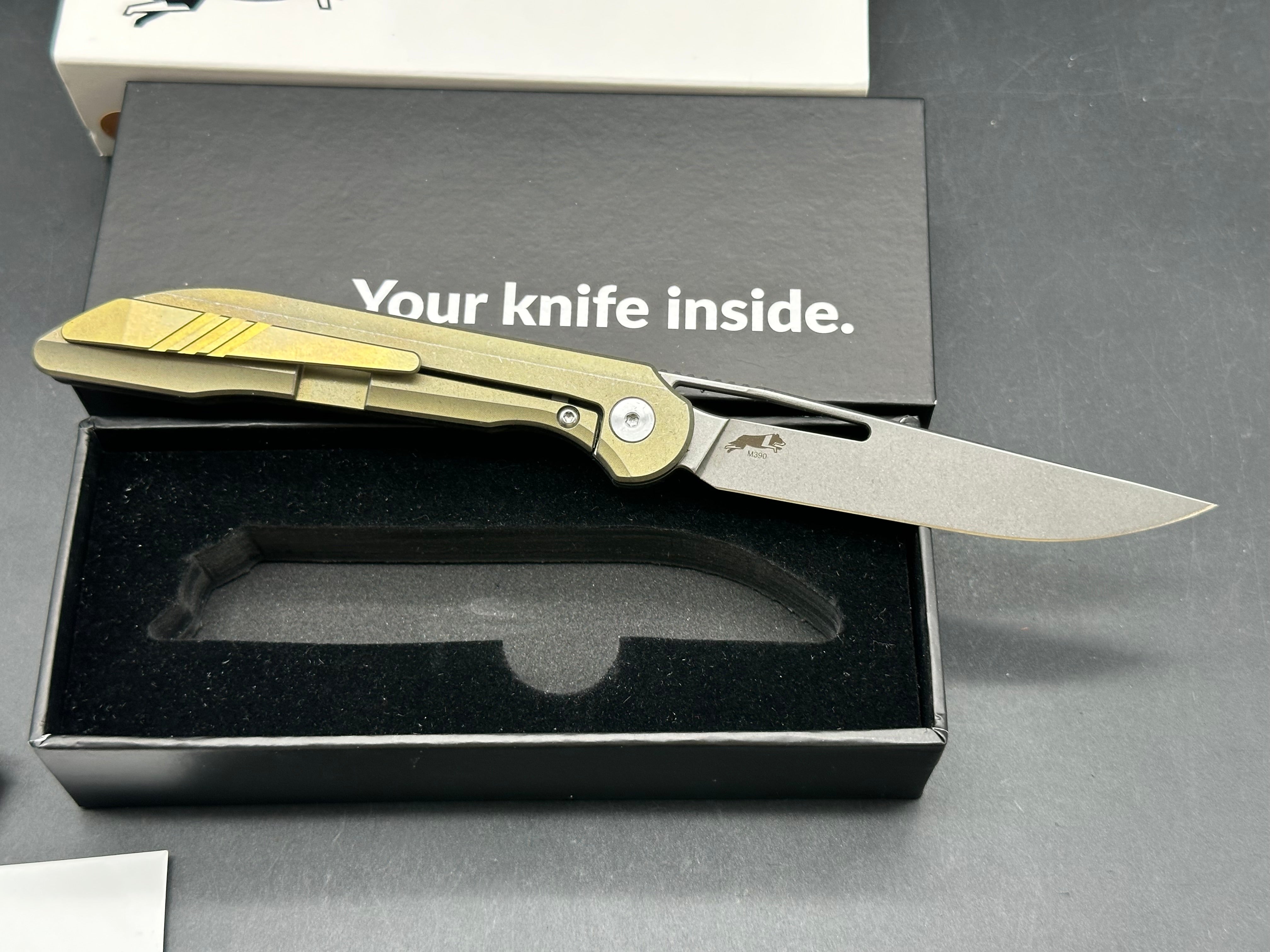 Boos Blades Smoke 2.0: 3.5 inch drop point Bohler M390 blade. Anodized bronze handle