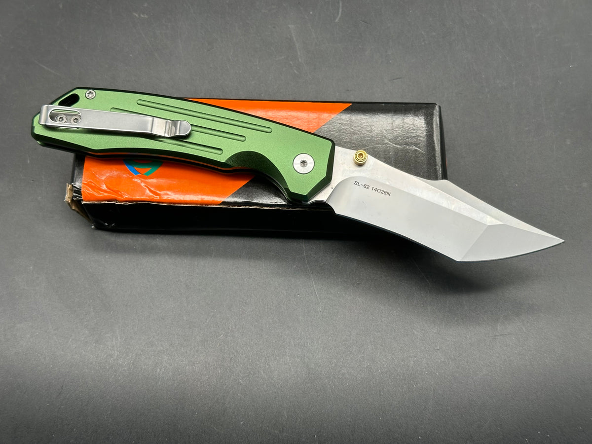 SIXLEAF SL-82 FOLDING KNIFE GREEN ALUMINUM HANDLE 14C28N HARPOON PLAIN EDGE