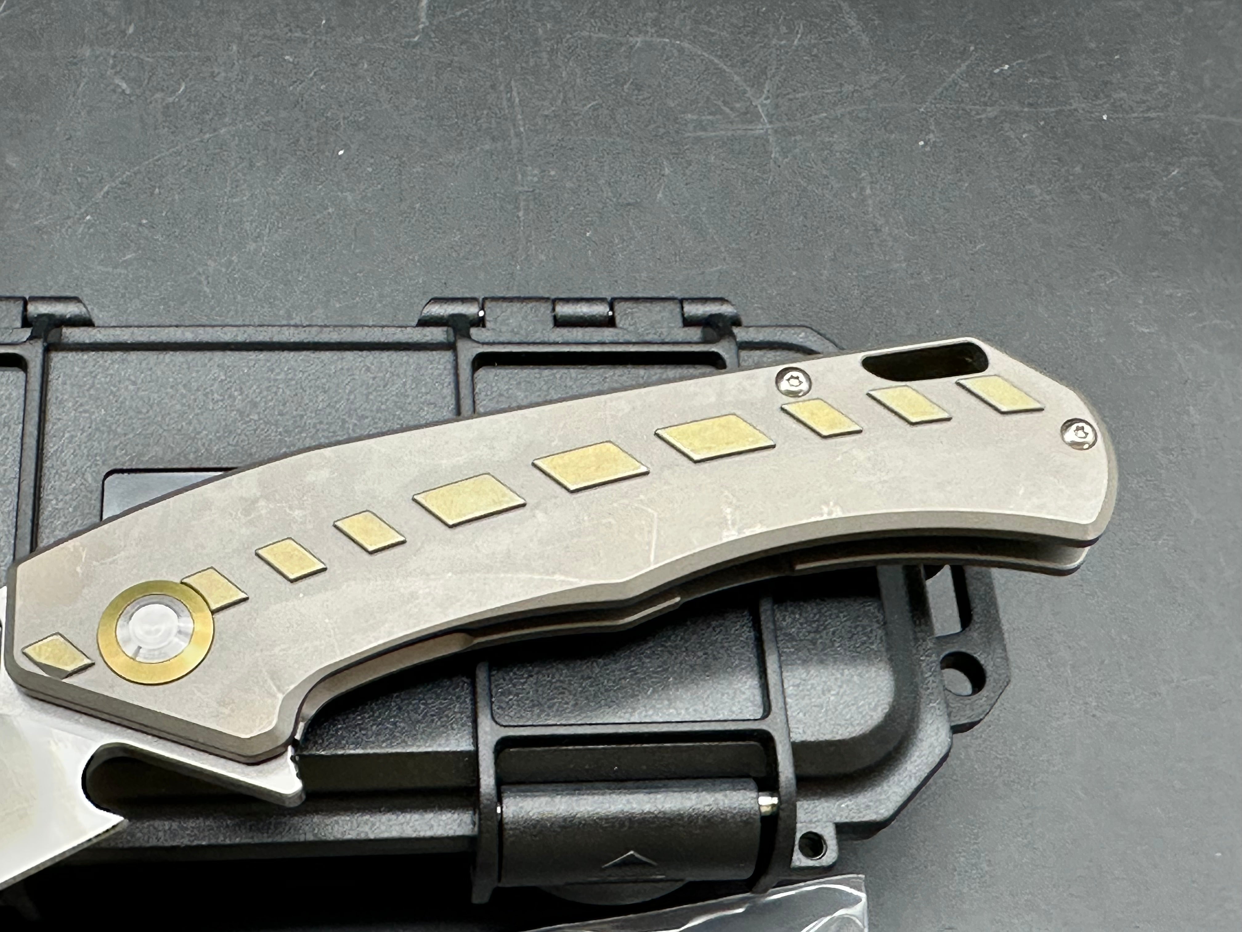 Tuyaknife Chicane 3.66 inch flat grind CMP-S35VN blade