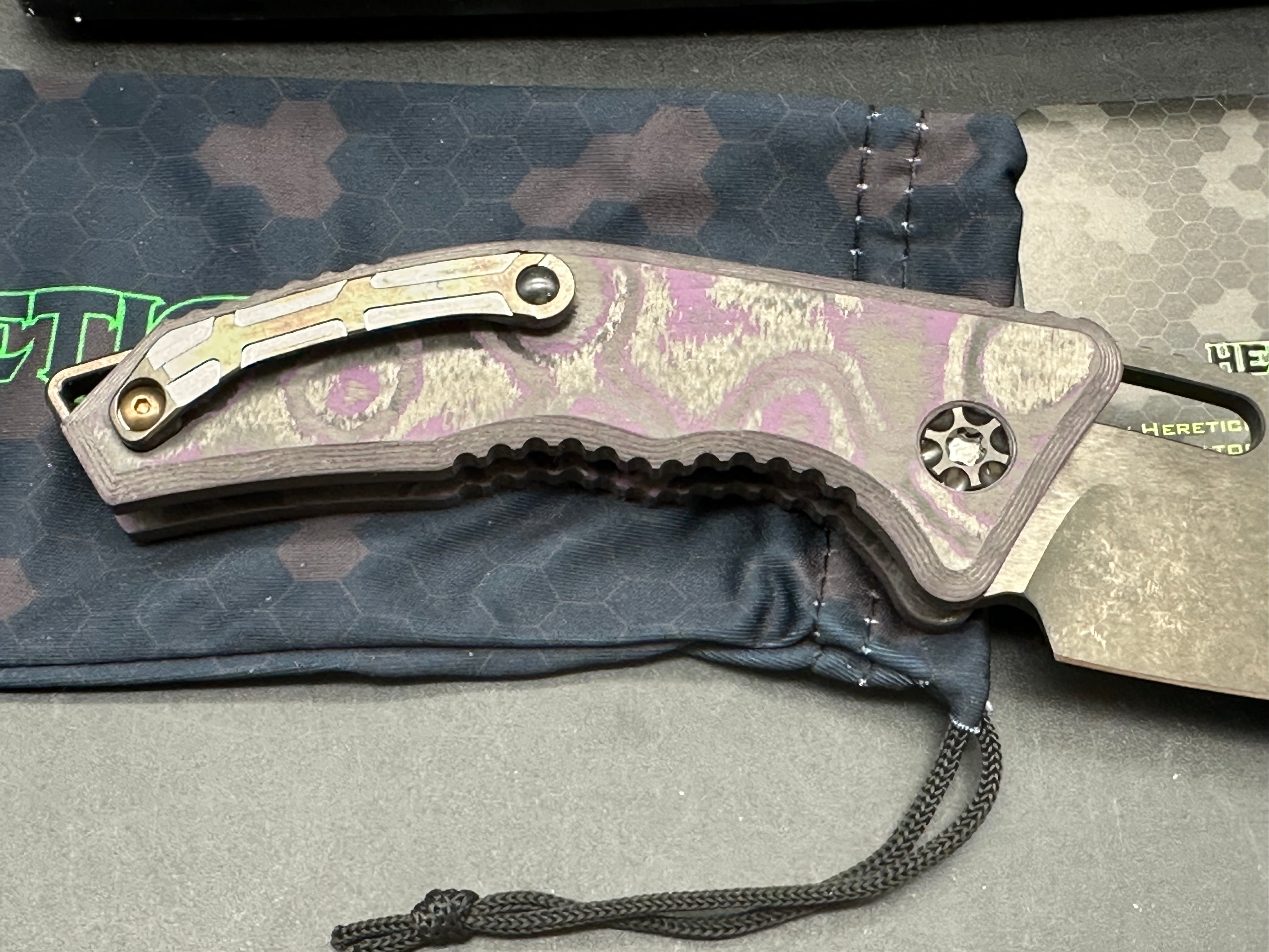 Heretic Knives Medusa T/E Auto Folder Purple Fat Carbon Camo Body w/ Two Tone DLC Plain Edge Blade (3")