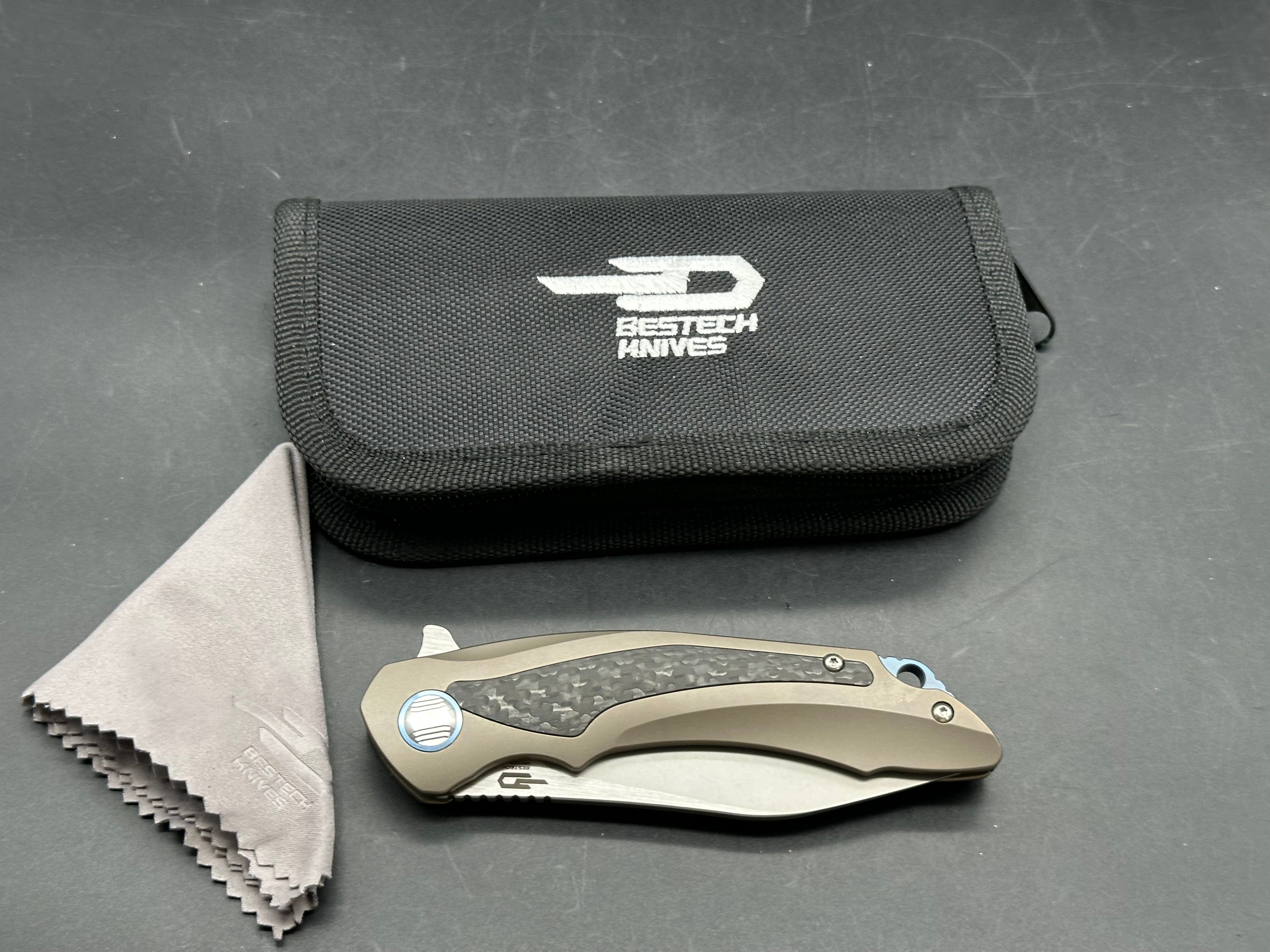 Bestech Pterodactyl: 3.64 bead blasted, satin finish CPM-S35VN blade