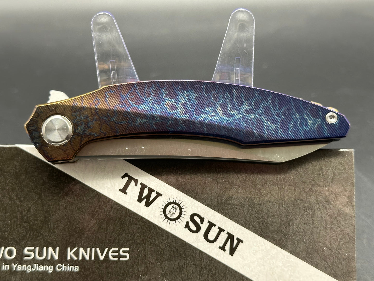 TWOSUN TS51-COLOR TITANIUM HANDLE M390 PLAIN EDGE