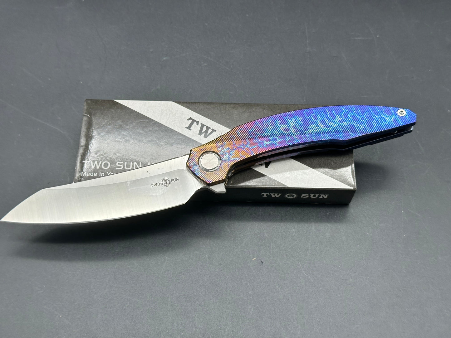 TWOSUN TS51-COLOR TITANIUM HANDLE M390 PLAIN EDGE