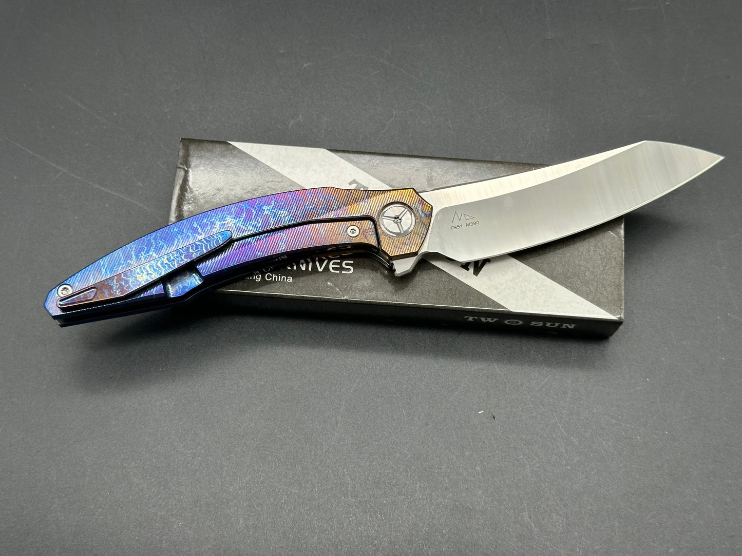 TWOSUN TS51-COLOR TITANIUM HANDLE M390 PLAIN EDGE