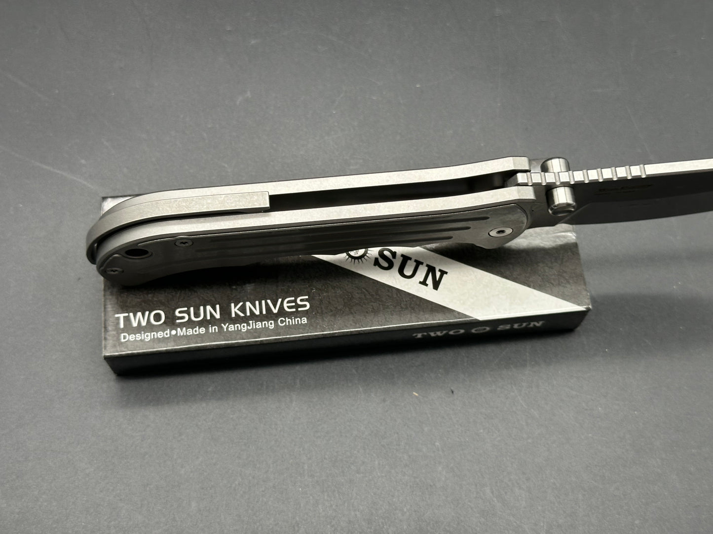 TWOSUN TS458-ELMAX GRAY TITANIUM HANDLE ELMAX