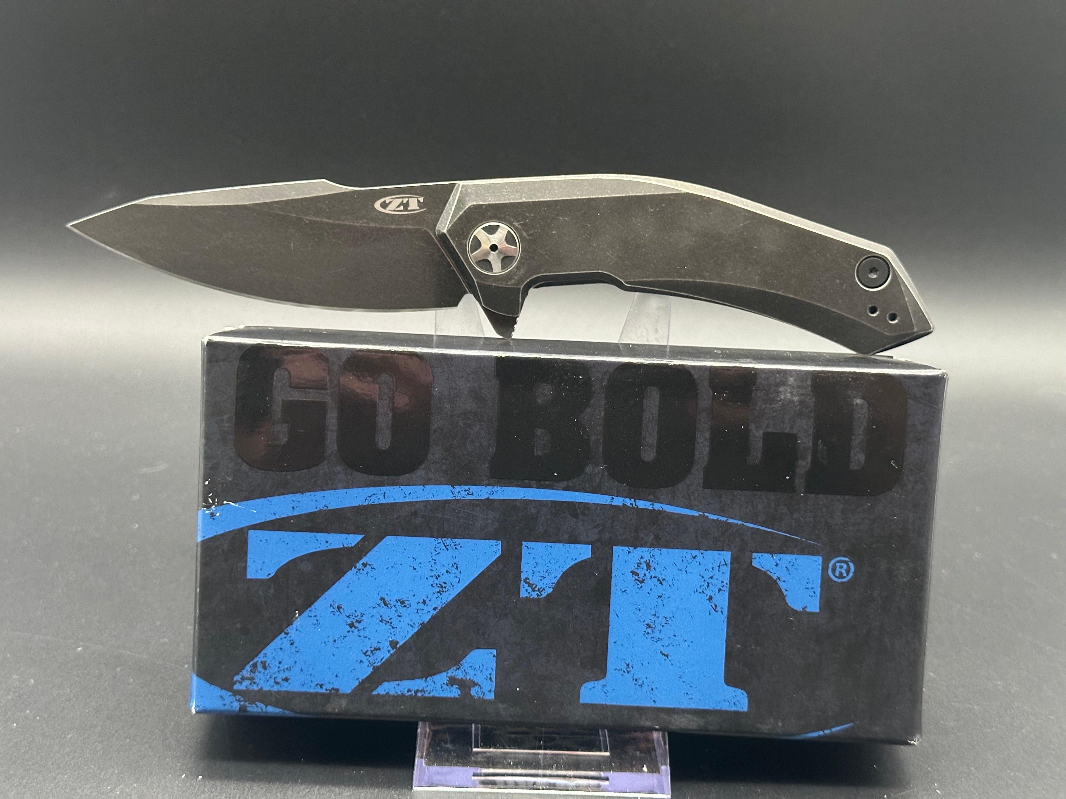 Zero Tolerance 0095BW Flipper