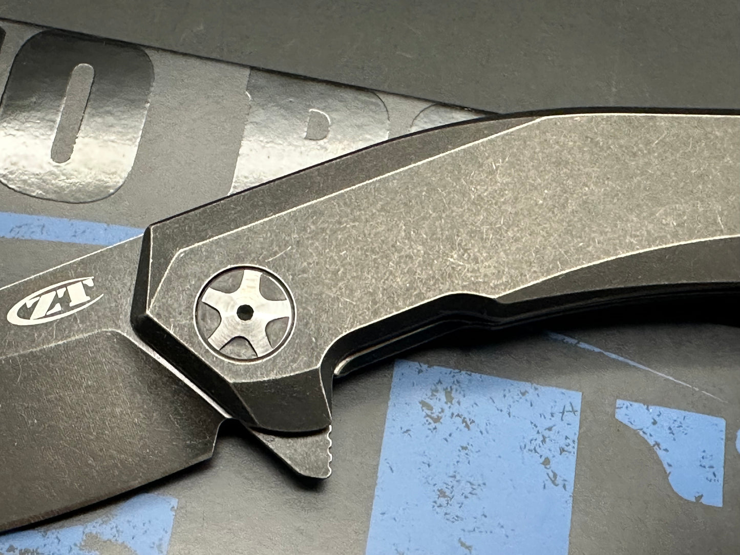 Zero Tolerance 0095BW Flipper