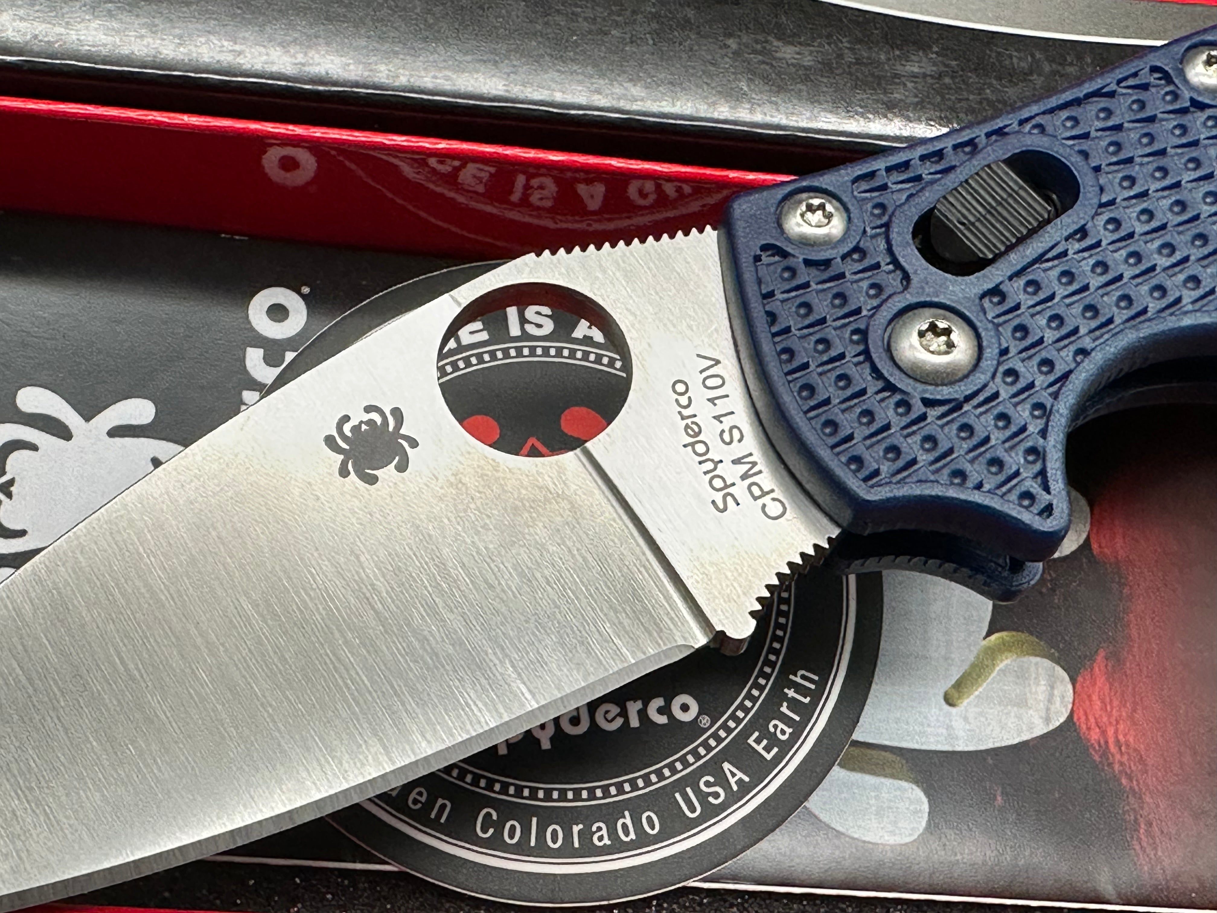 Spyderco Manix 2 Lightweight, 3.37" CPM S110V Satin Blade with Dark Blue FRCP