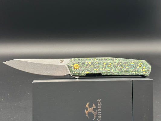 KANSEPT INTEGRA GREEN/YELLOW CARBON FIBER HANDLE S35VN blade