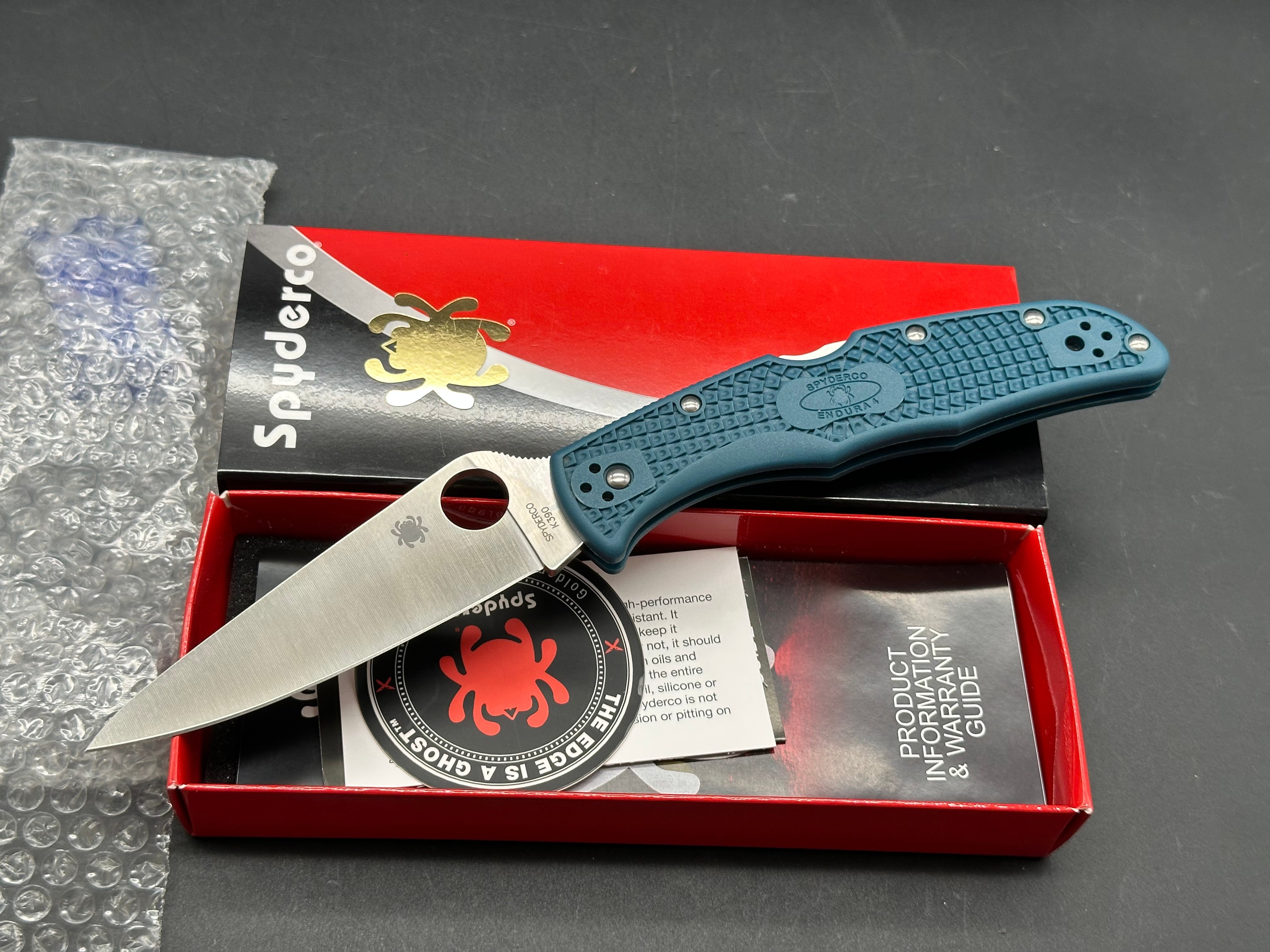 Spyderco Endura 4 Lightweight, 3.8" K390 Satin Blade with Blue FRN Handle