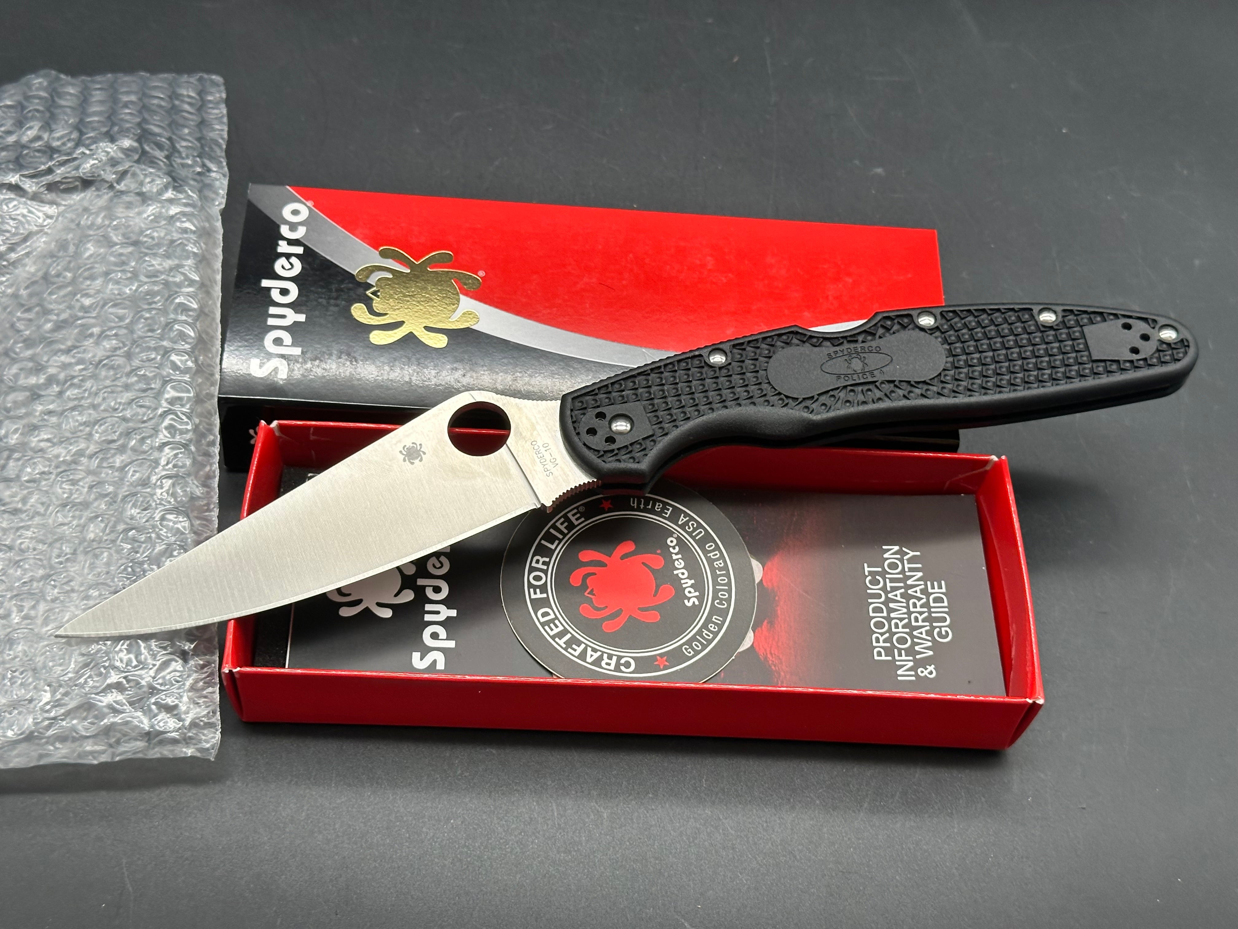 Spyderco Police 4 Lightweight, 4.38" VG-10 Satin Blade with Black FRN Handle